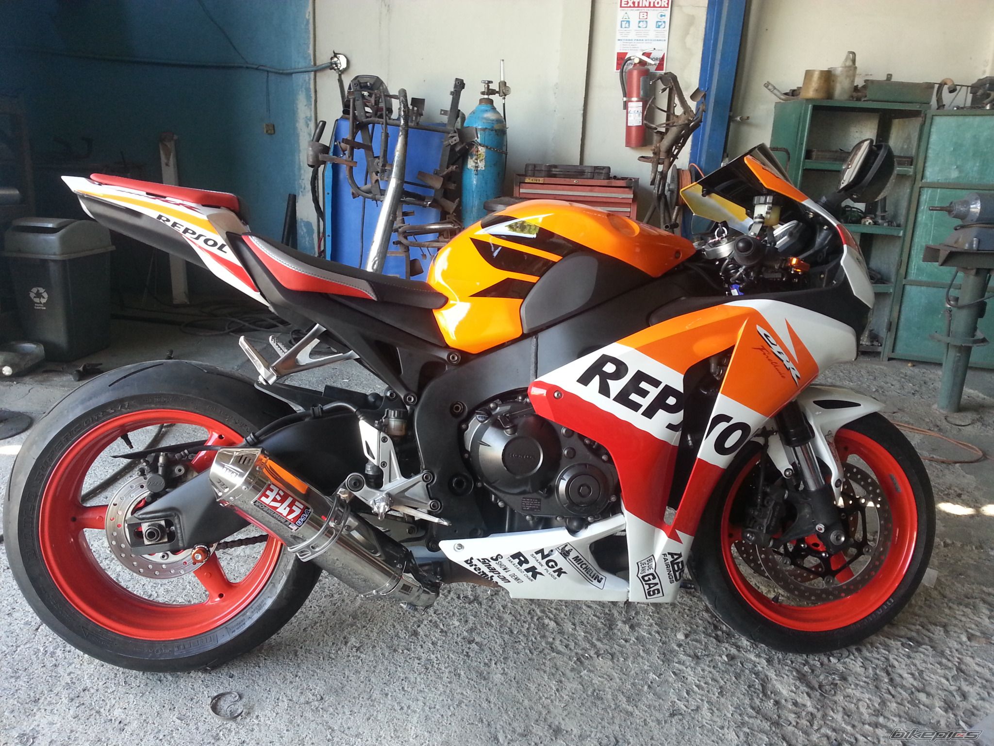 2008 HONDA CBR 1000  RR | Picture 2726047 motorcycle photo
