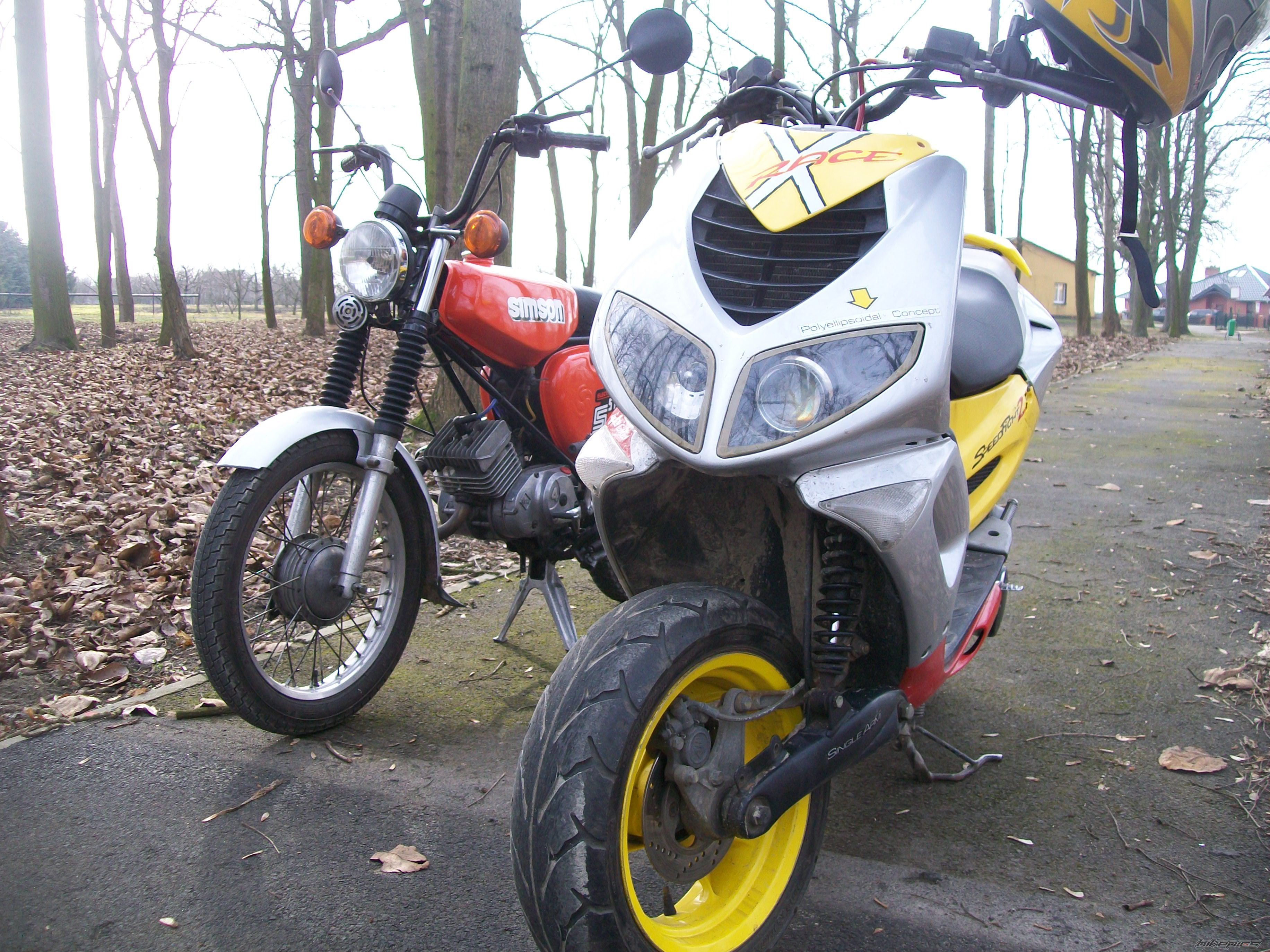 1990 SIMSON S51 ENDURO | Picture 2726655 motorcycle photo