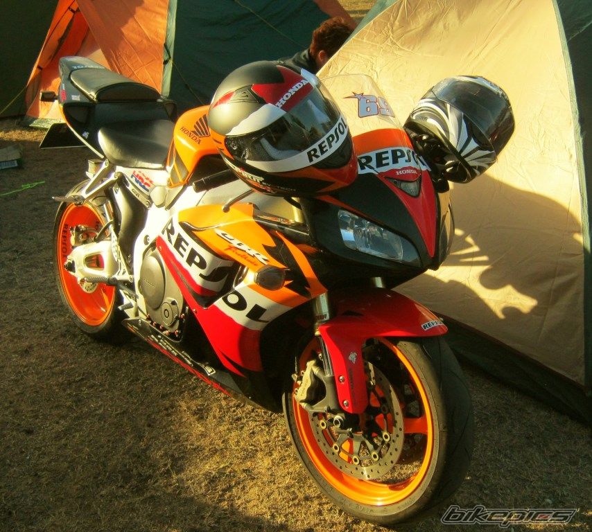 2007 HONDA CBR 1000  RR | Picture 2728184 motorcycle photo