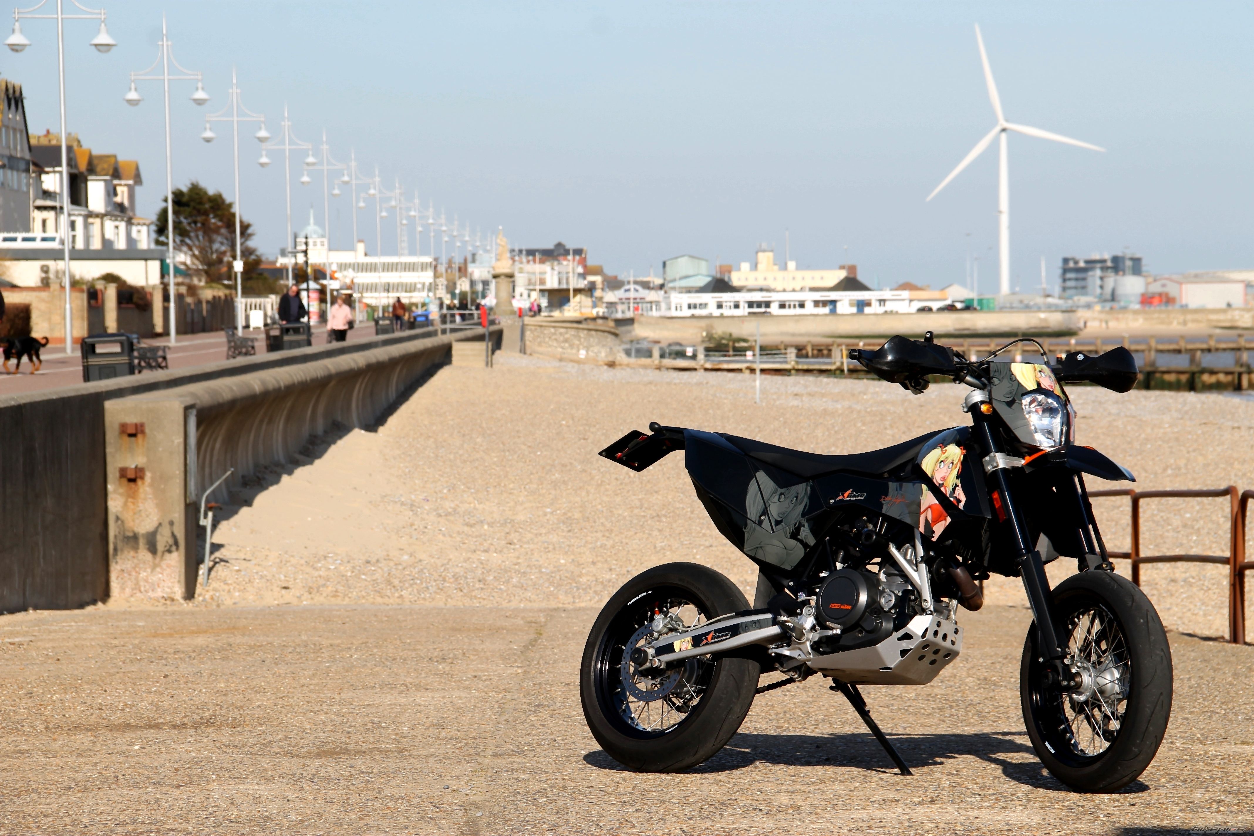 2011 KTM 690 SMC | Picture 2728891 motorcycle photo