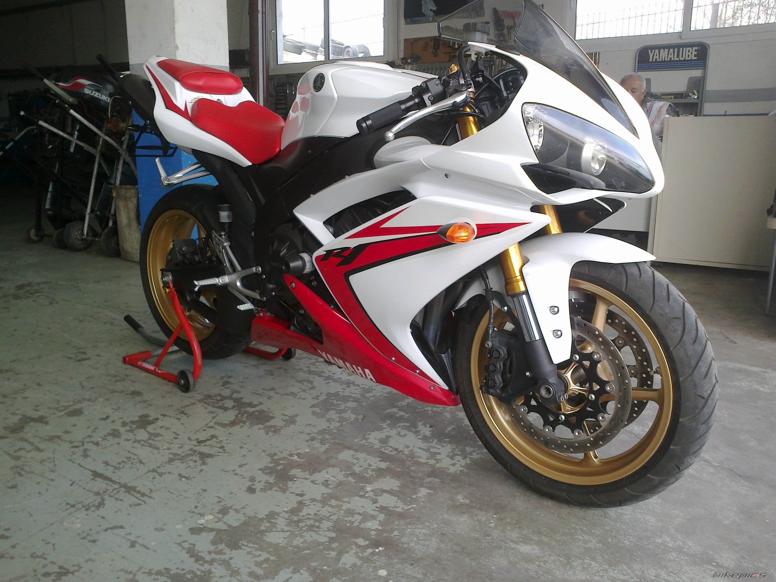 2007 YAMAHA YZF R1 | Picture 2729169 motorcycle photo