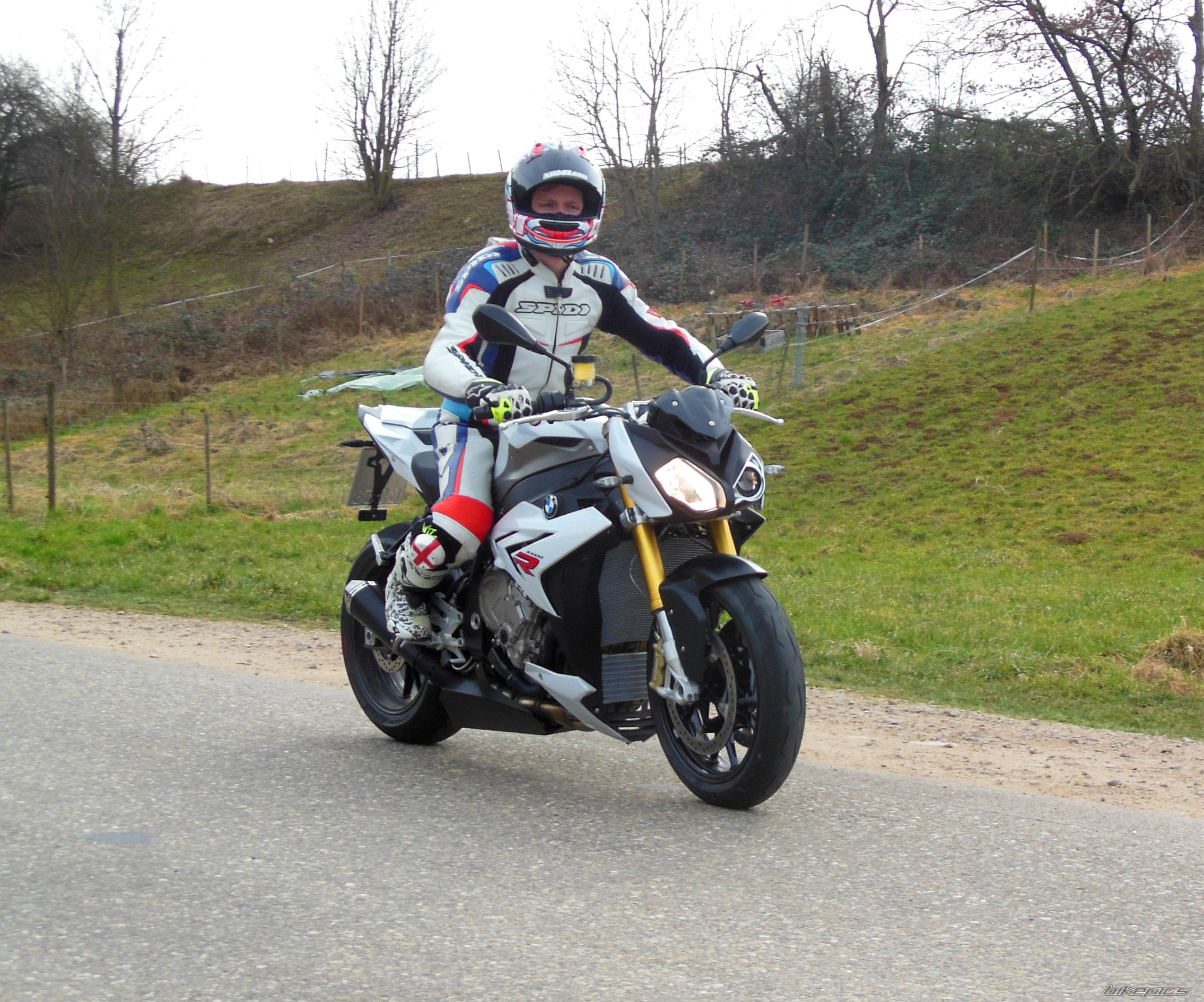 2015 BMW S 1000 R | Picture 2730914 motorcycle photo