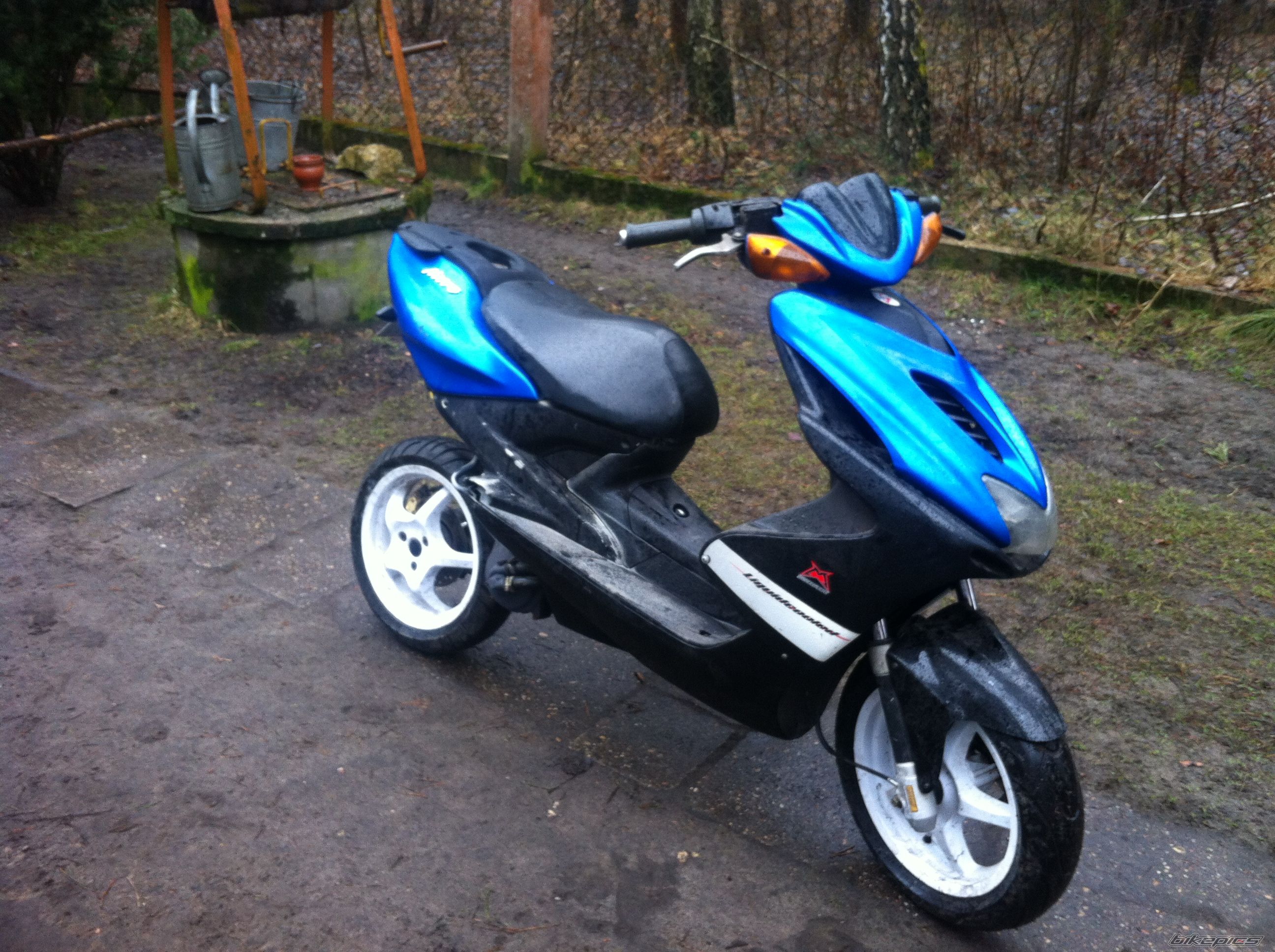1999 YAMAHA AEROX | Picture 2731882 motorcycle photo