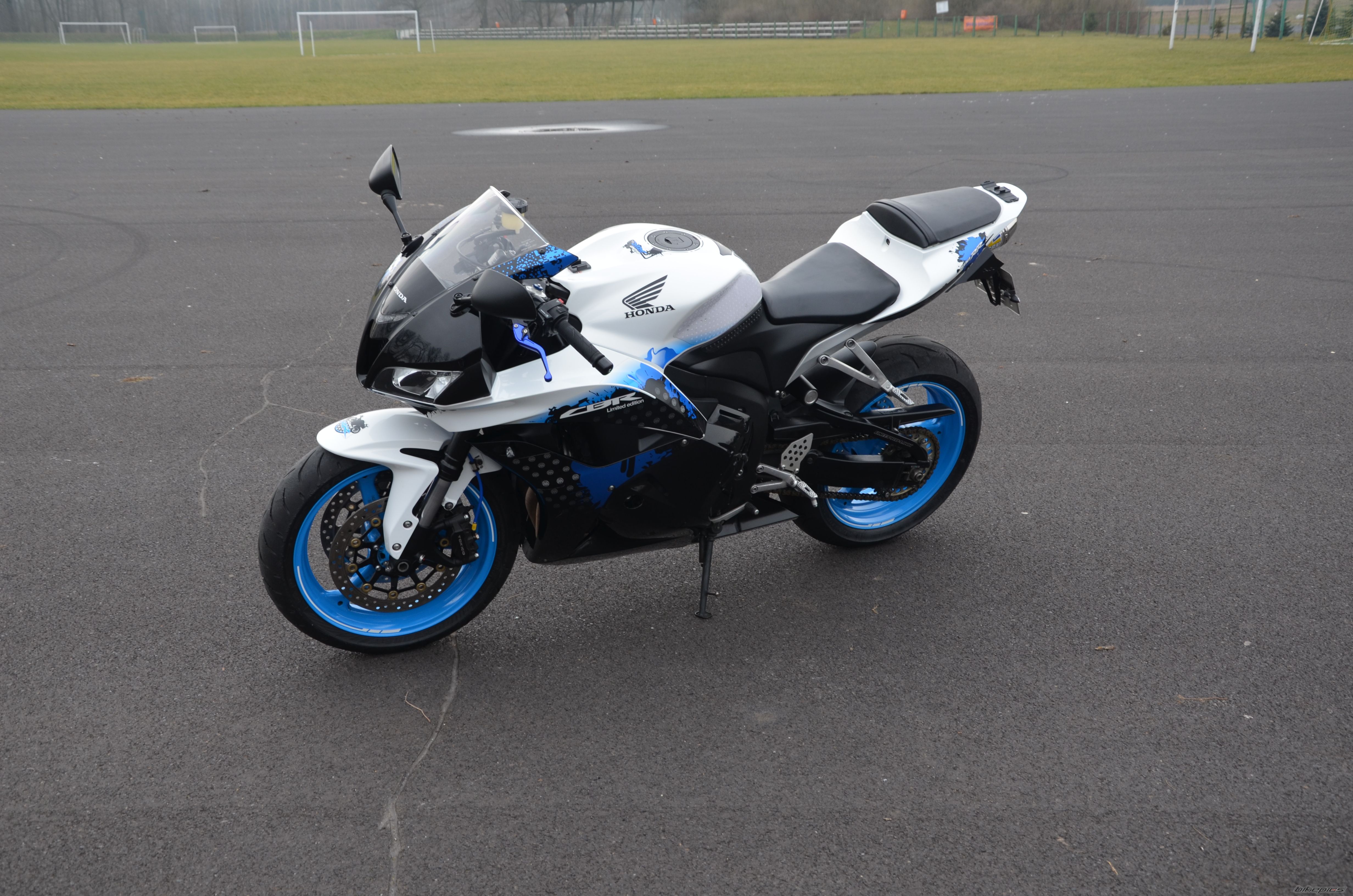 2009 HONDA CBR 600 RR | Picture 2733191 motorcycle photo
