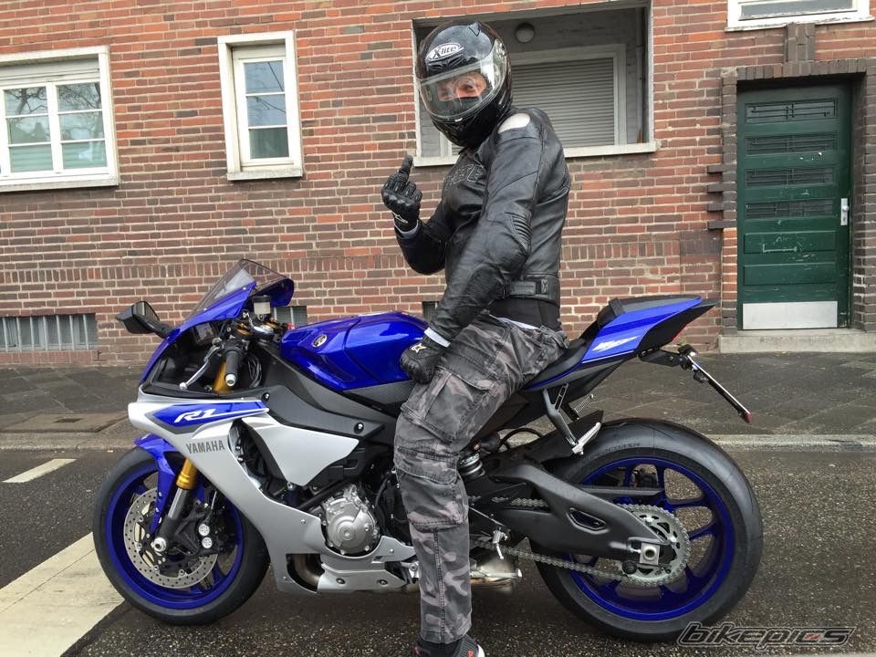 2015 YAMAHA YZF R1 | Picture 2733832 motorcycle photo