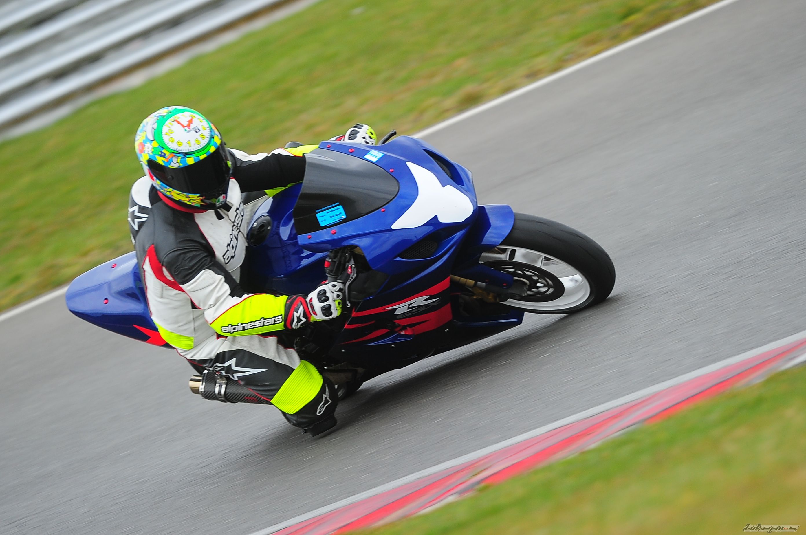 2005 SUZUKI GSX R 600 | Picture 2734913 motorcycle photo