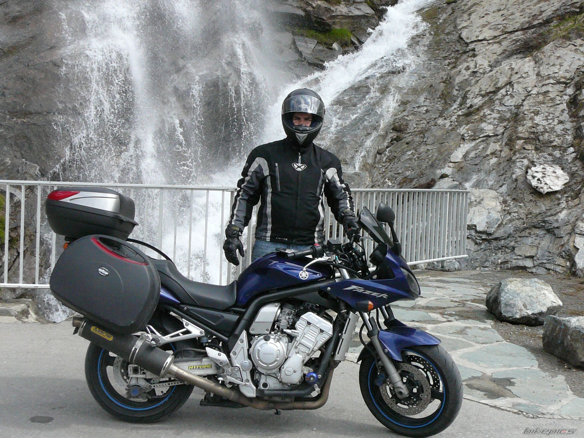2003 YAMAHA FZS 1000 FAZER | Picture 2735108 motorcycle photo