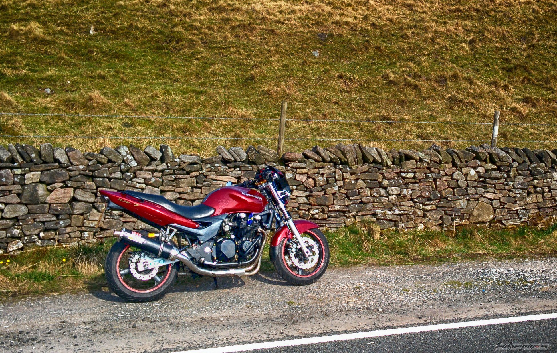 2001 KAWASAKI ZR 7 | Picture 2735428 motorcycle photo