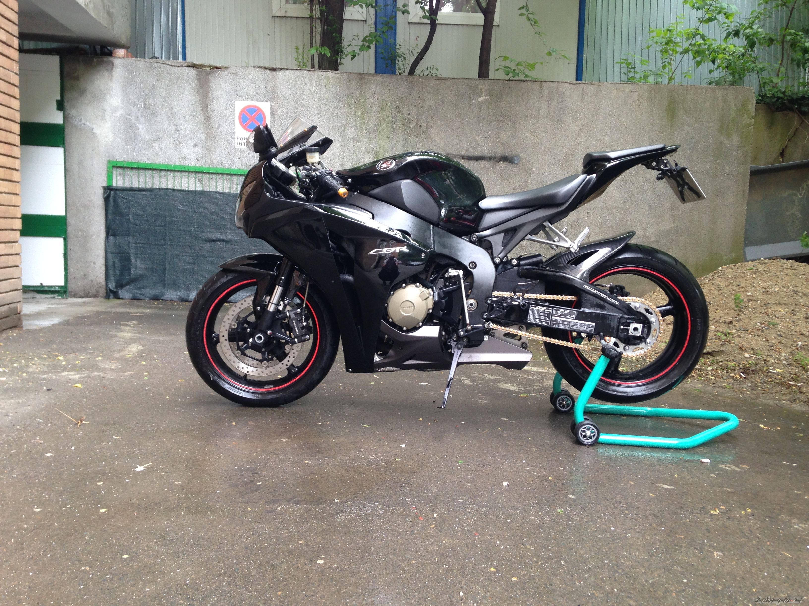2008 HONDA CBR 1000  RR | Picture 2739544 motorcycle photo