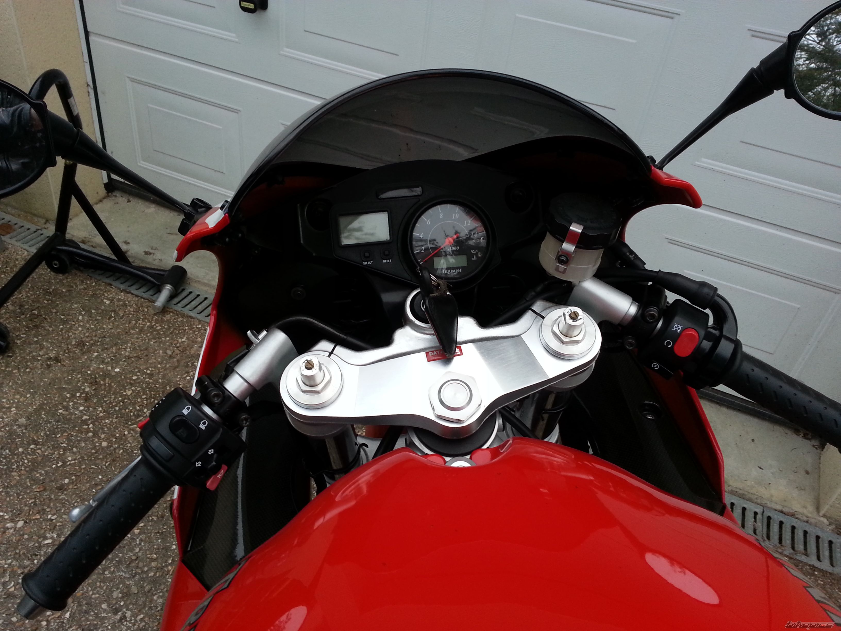 2004 TRIUMPH DAYTONA 955I | Picture 2739801 motorcycle photo