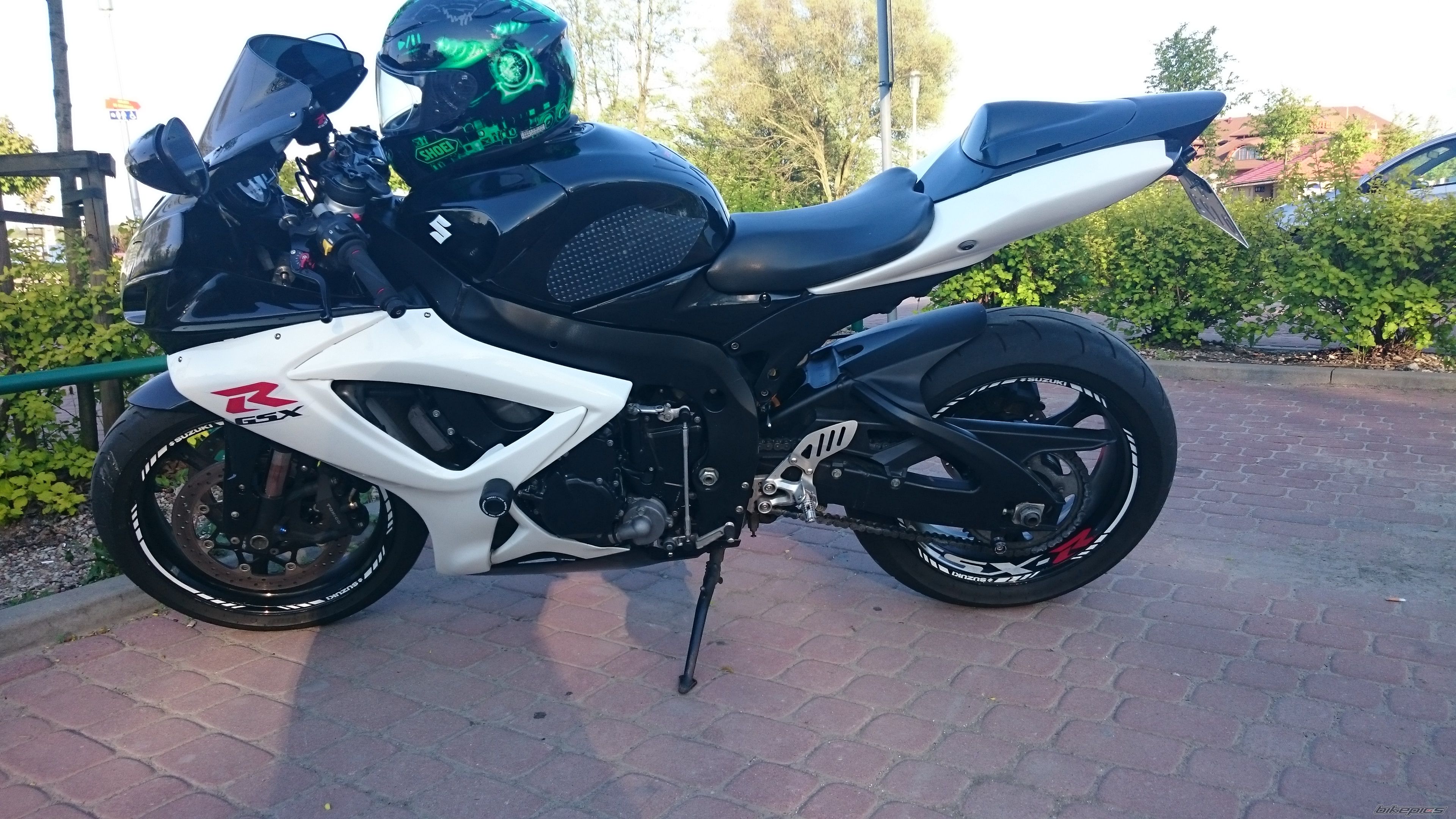2006 SUZUKI GSX R 750 | Picture 2740020 motorcycle photo