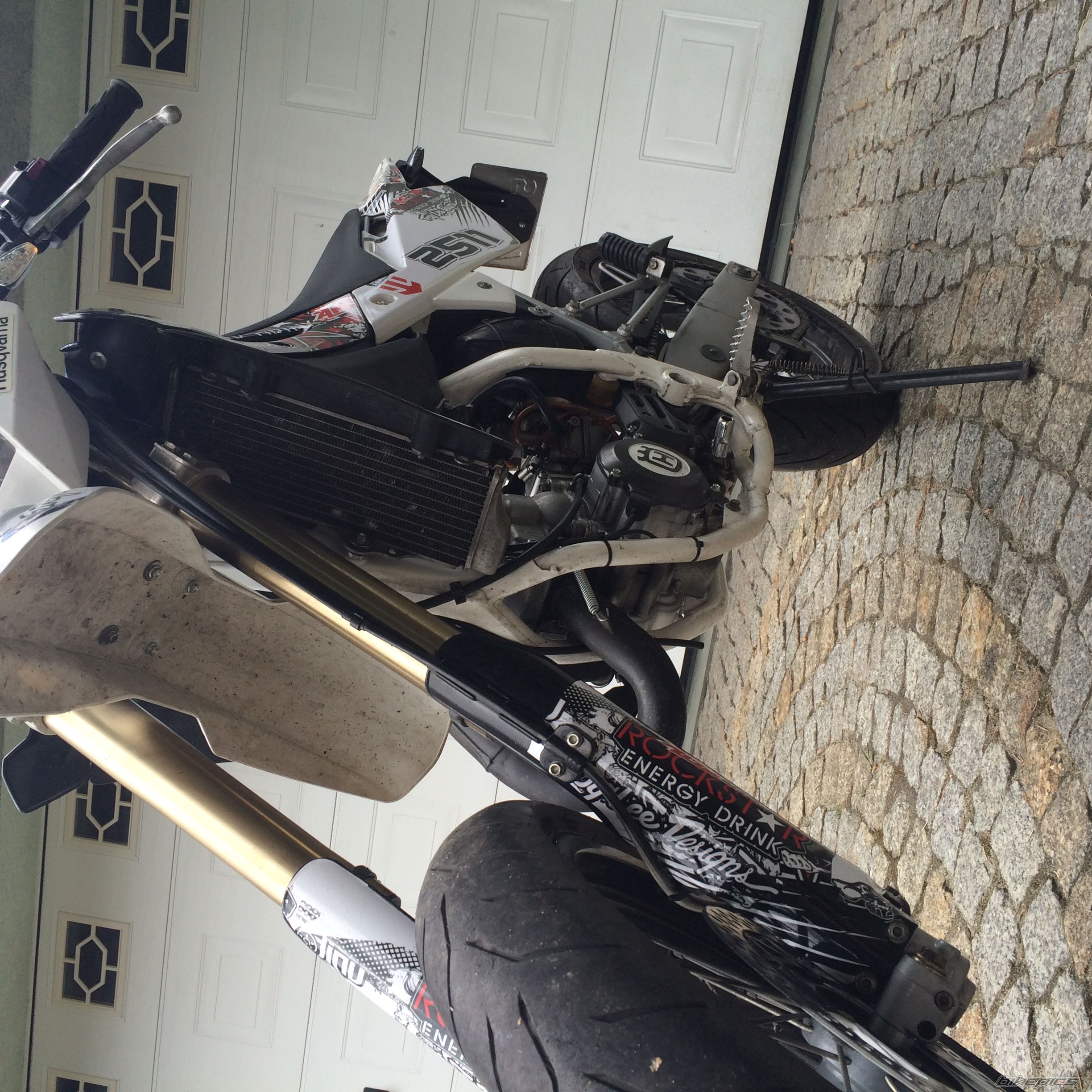 2009 HUSQVARNA SM 125 S | Picture 2741386 motorcycle photo