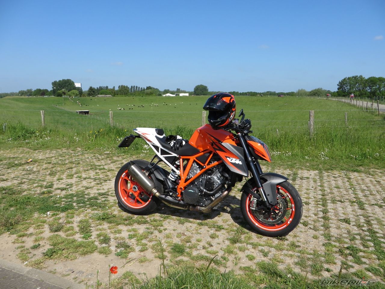 2014 KTM SUPER DUKE R | Picture 2742487 motorcycle photo