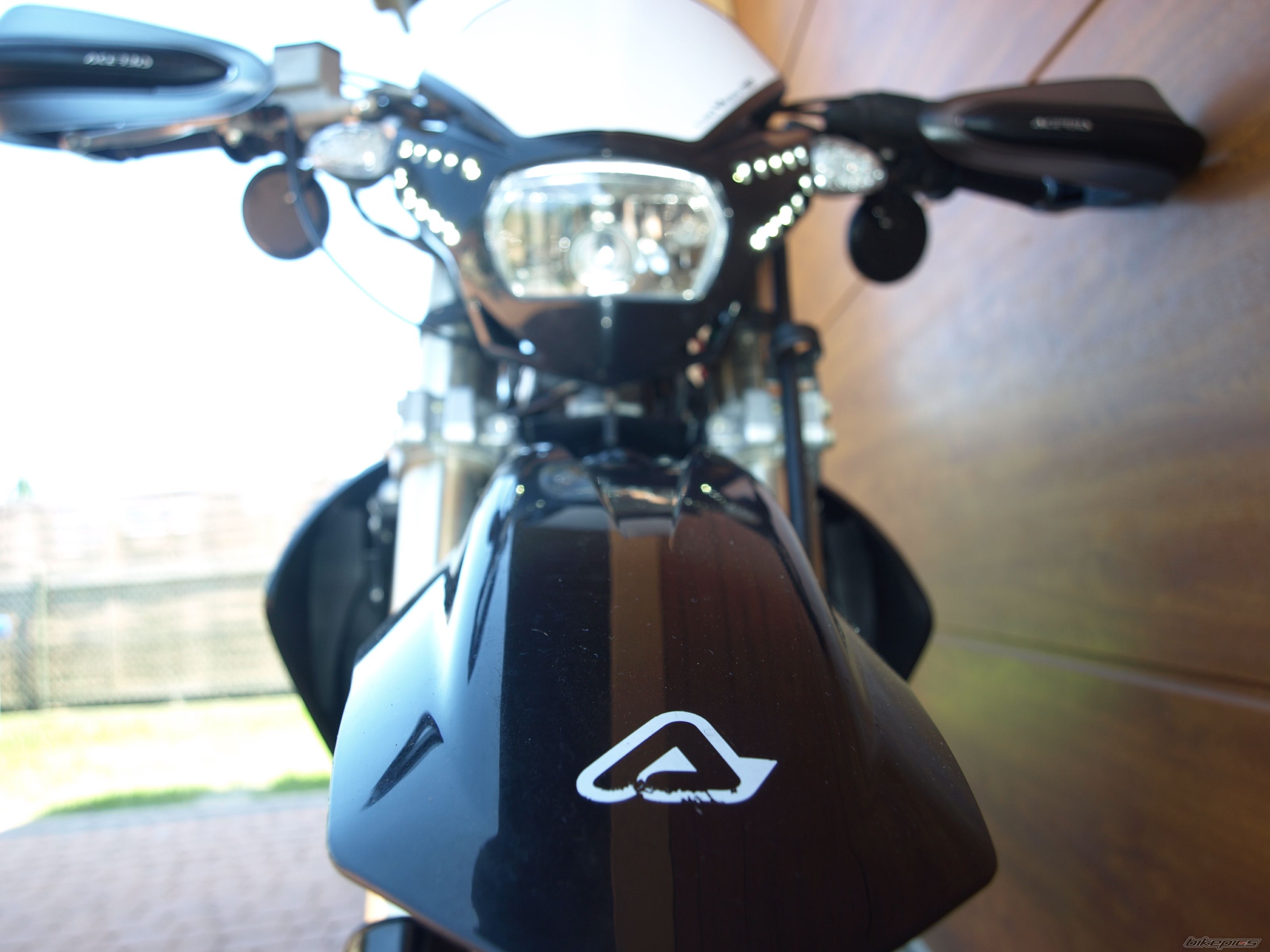 2010 HM CRE 125SM | Picture 2744748 motorcycle photo