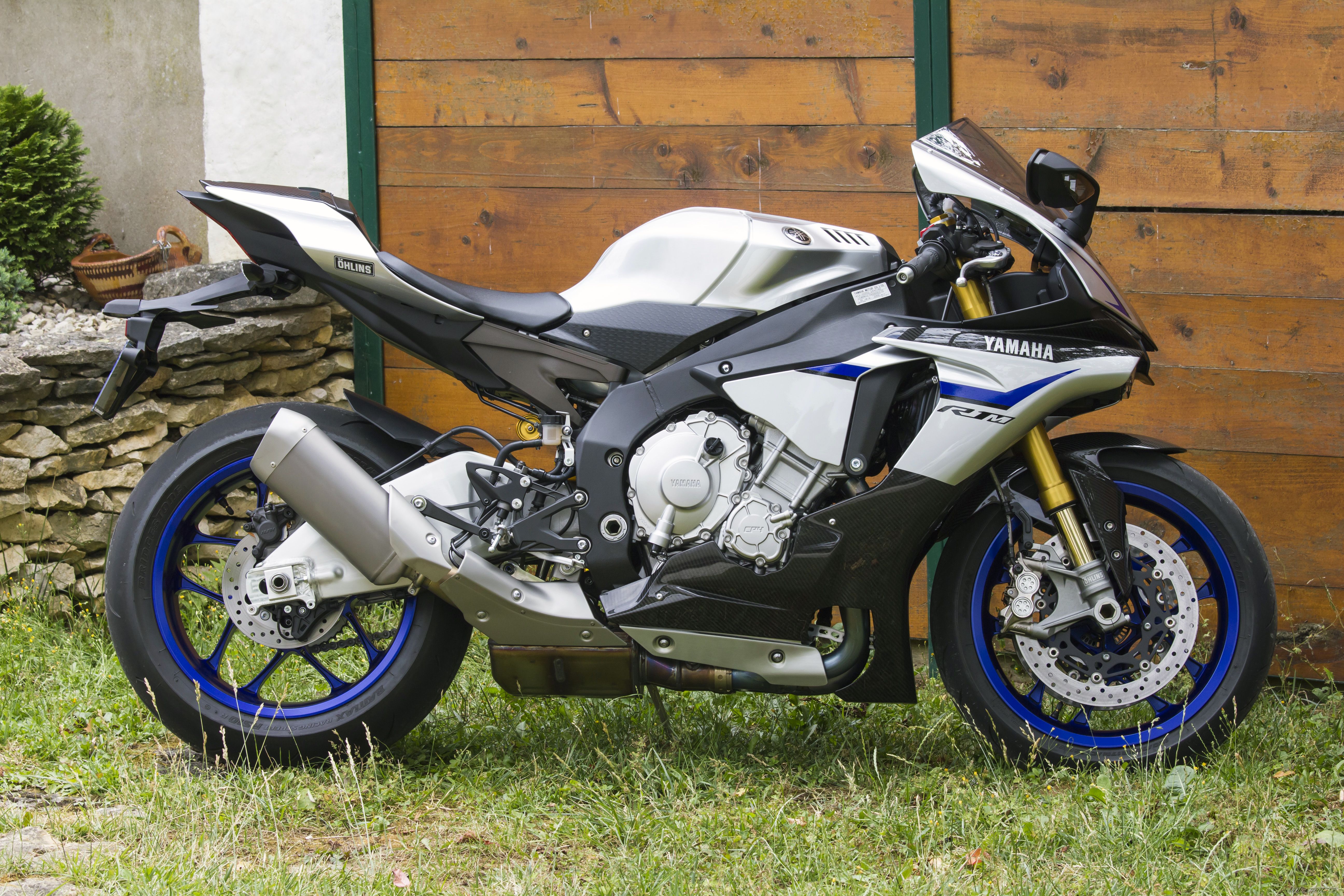 2015 YAMAHA YZF R1 | Picture 2746739 motorcycle photo
