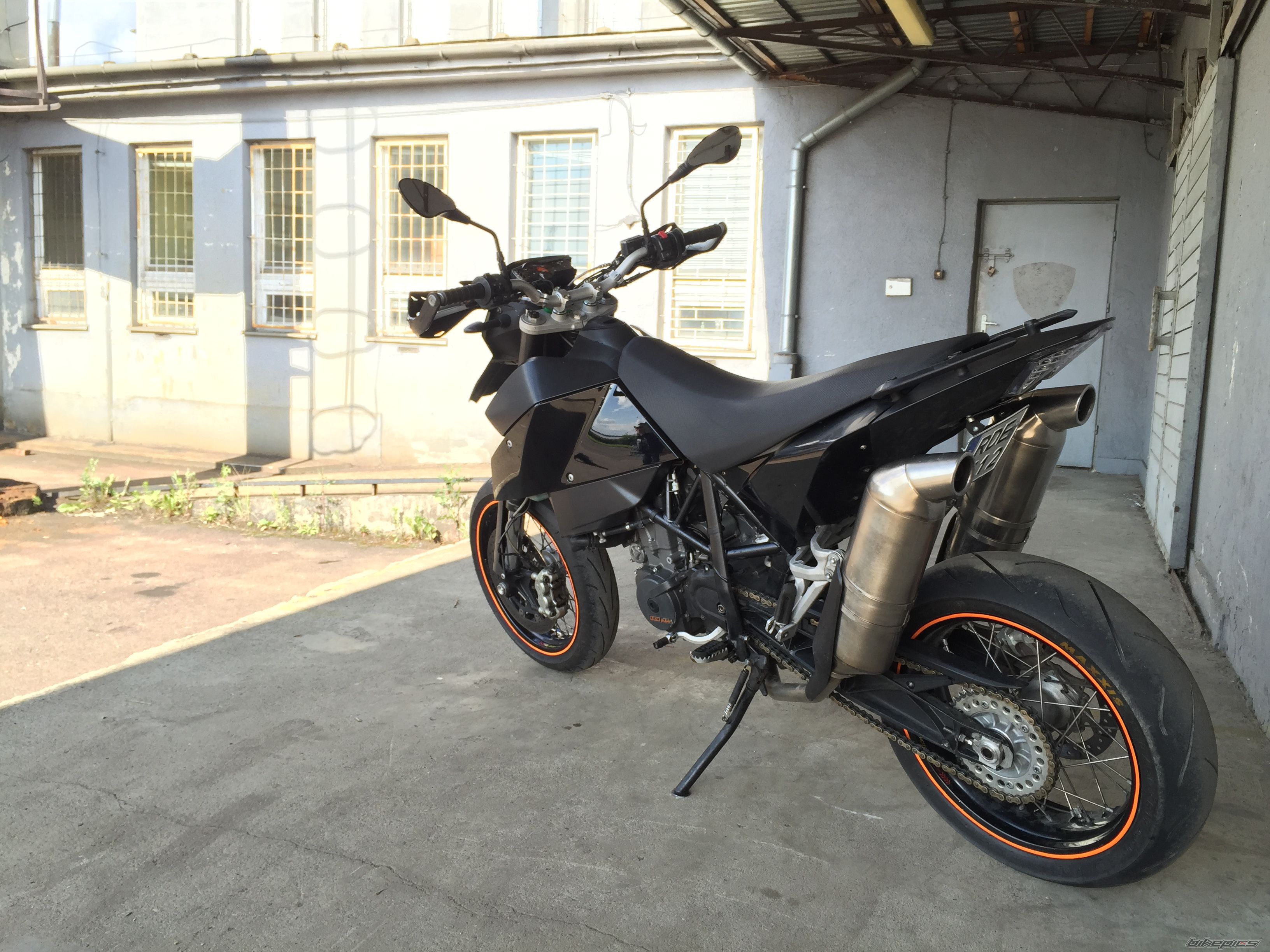 2007 KTM 690 SUPERMOTO | Picture 2746872 motorcycle photo