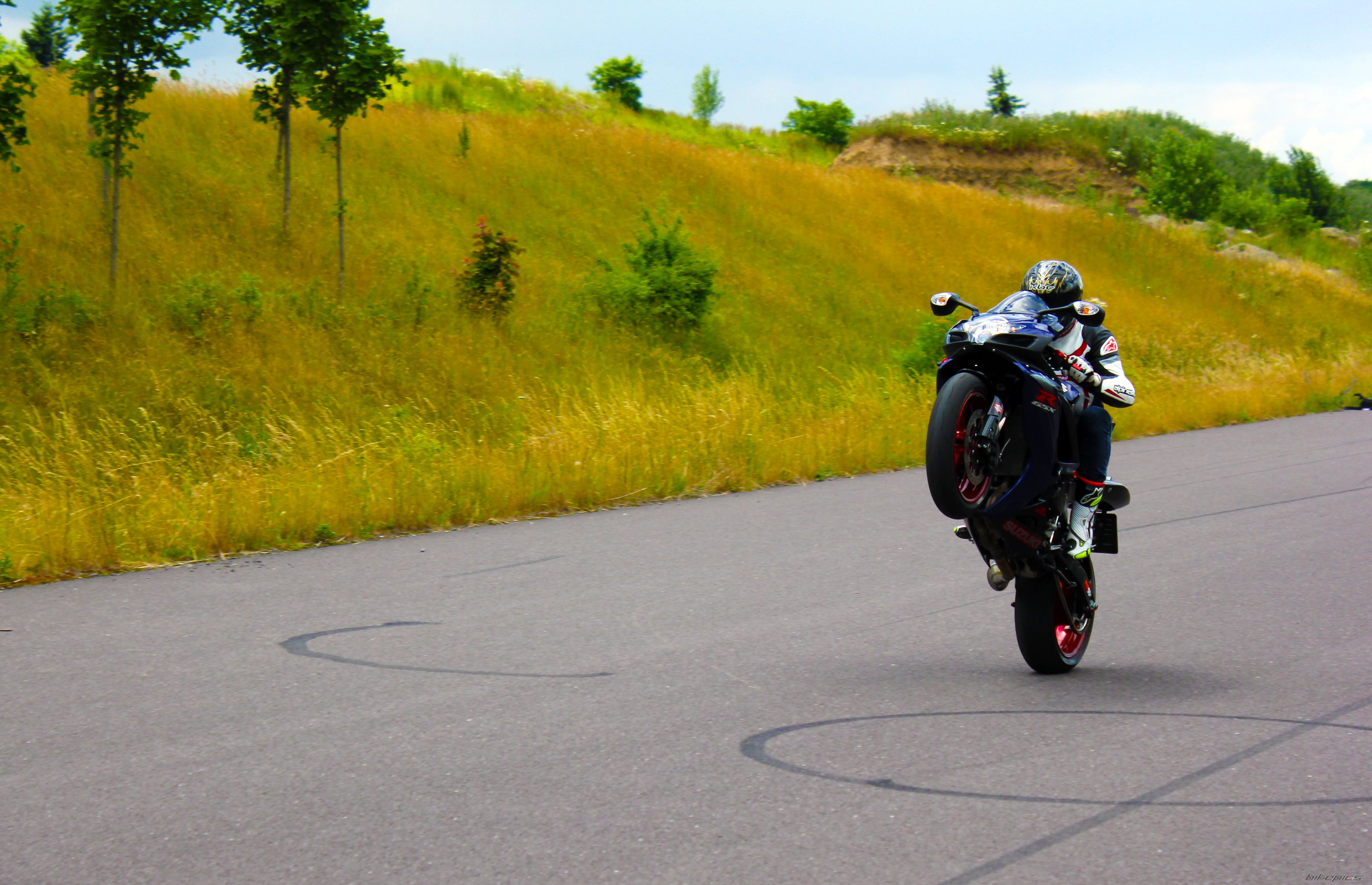 2007 SUZUKI GSX R 750 | Picture 2747619 motorcycle photo