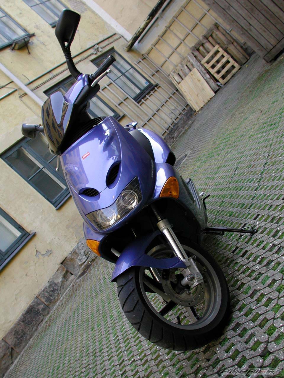 1998 APRILIA SR WWW 50 | Picture 27480 motorcycle photo