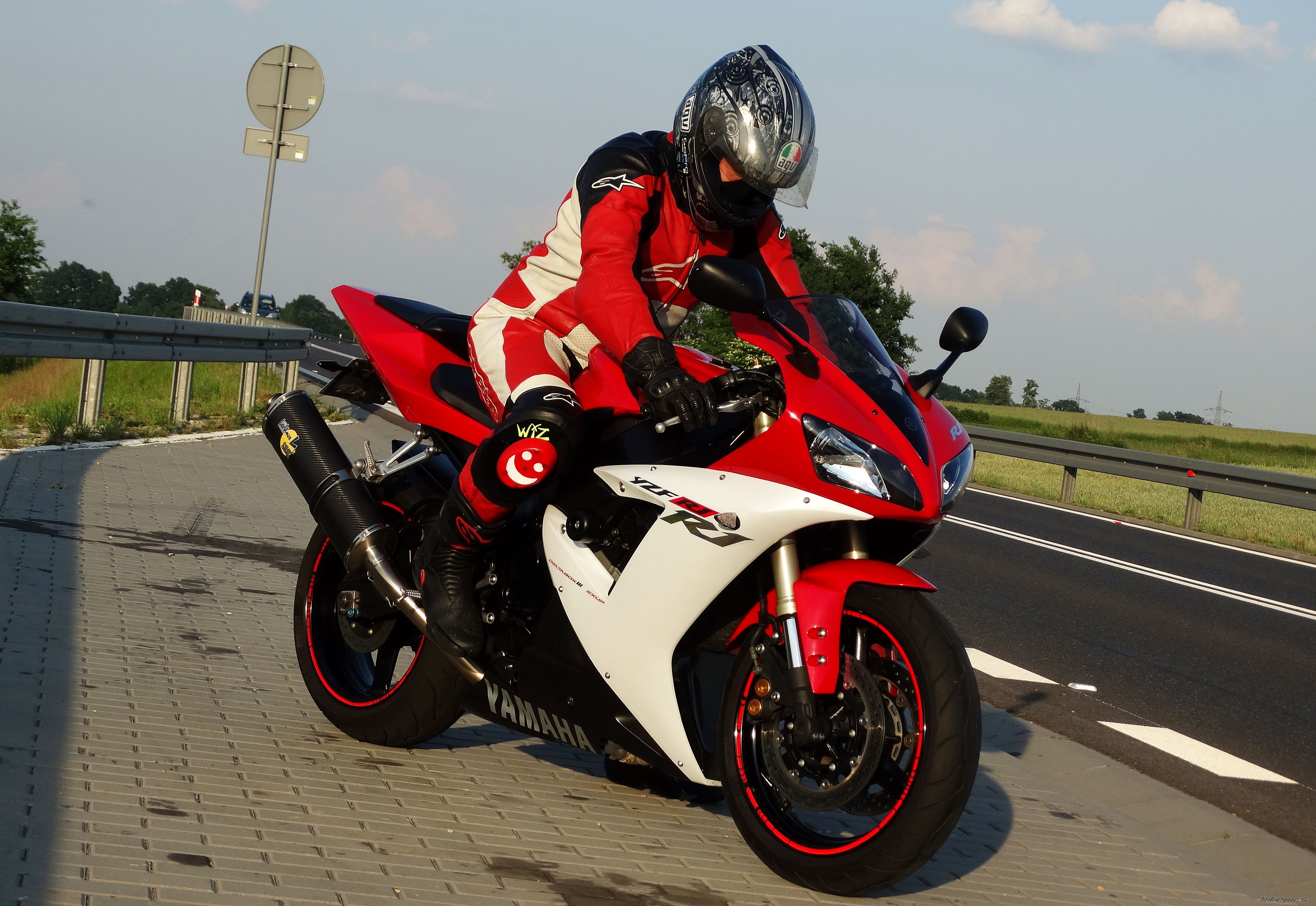2002 YAMAHA YZF R1 | Picture 2748049 motorcycle photo