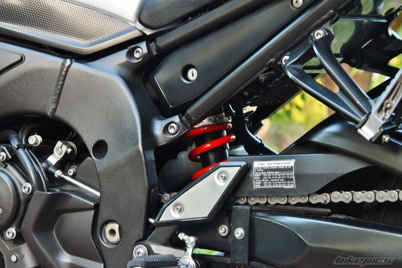 2011 YAMAHA FZ1 NAKED | Picture 2748133 motorcycle photo
