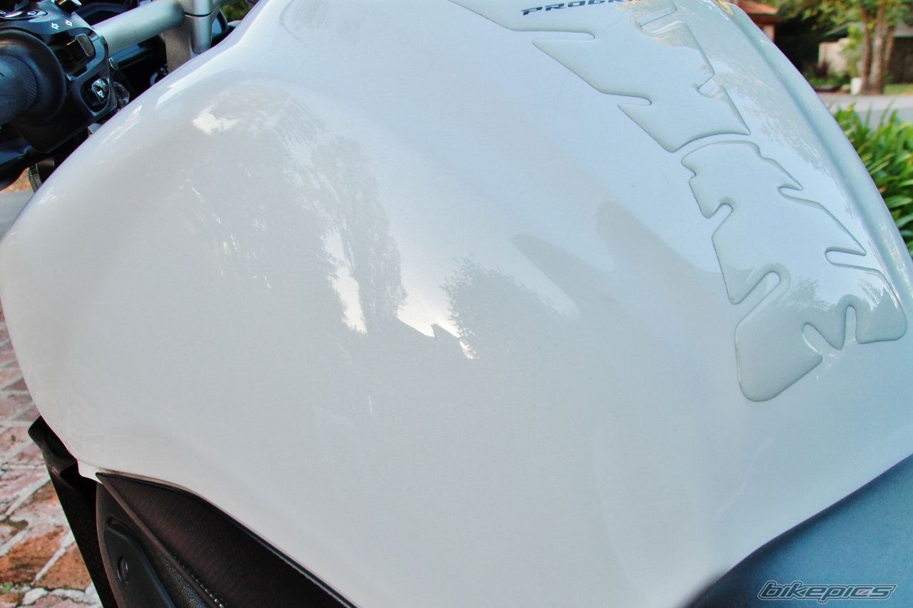 2011 YAMAHA FZ1 NAKED | Picture 2748136 motorcycle photo