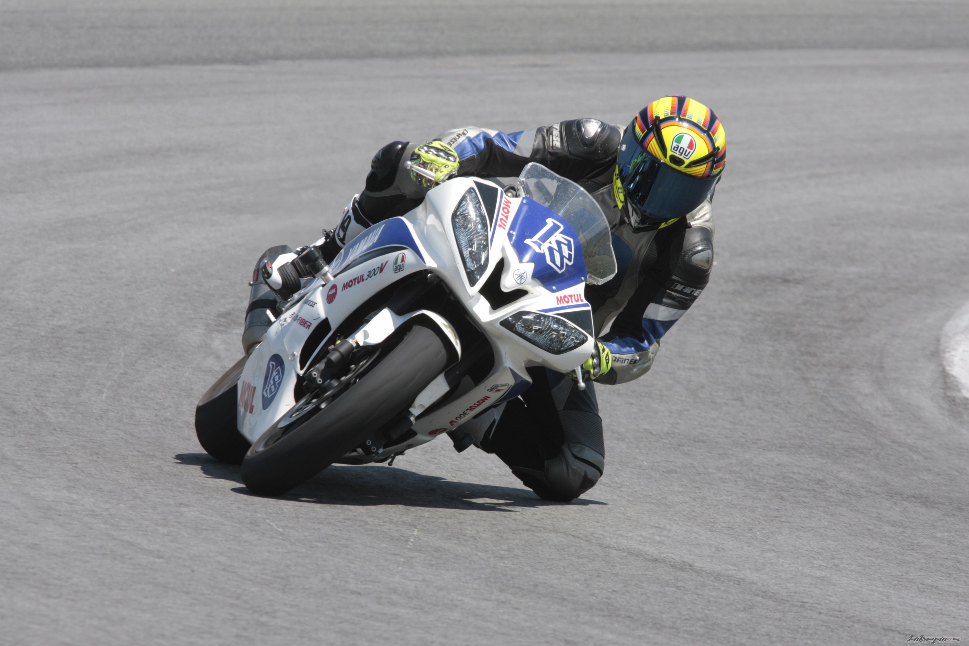 2015 YAMAHA YZF R6 | Picture 2748218 motorcycle photo