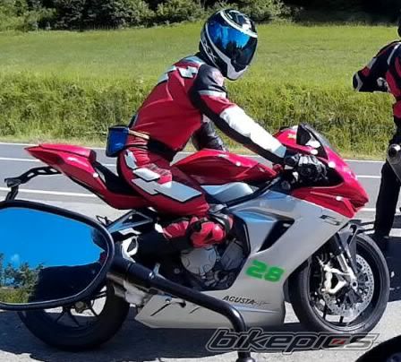 2015 MV AGUSTA F3 675 | Picture 2749039 motorcycle photo