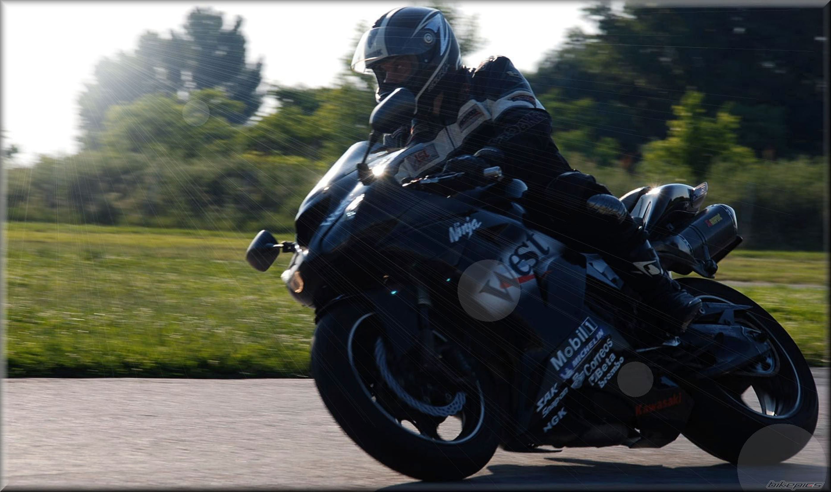 2007 KAWASAKI ZX 10R | Picture 2749040 motorcycle photo