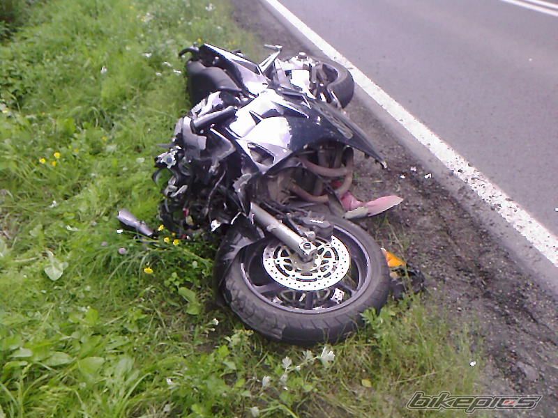 1998 HONDA VFR 800 | Picture 2750799 motorcycle photo