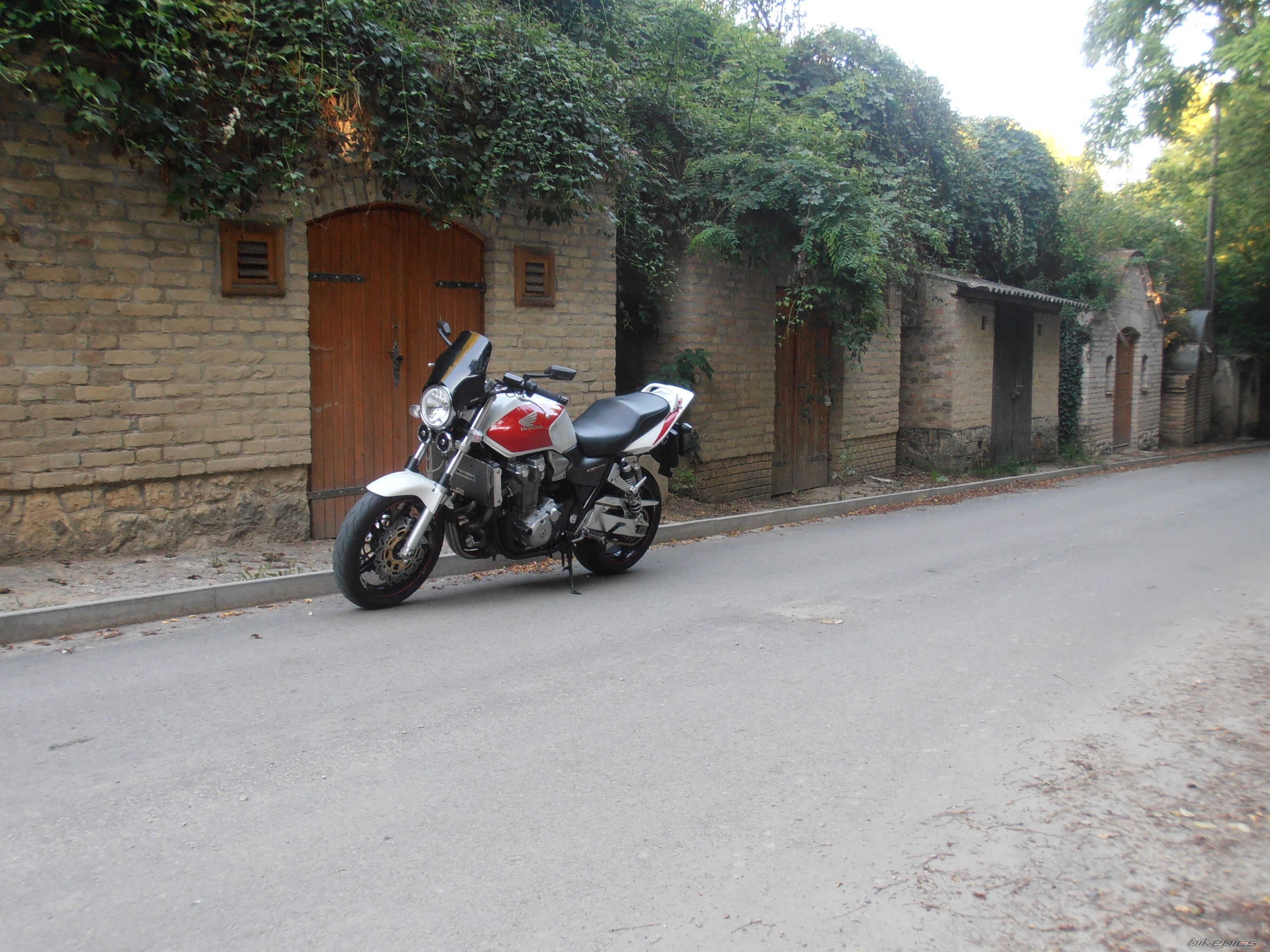 2003 HONDA CB1300SF | Picture 2751807 motorcycle photo