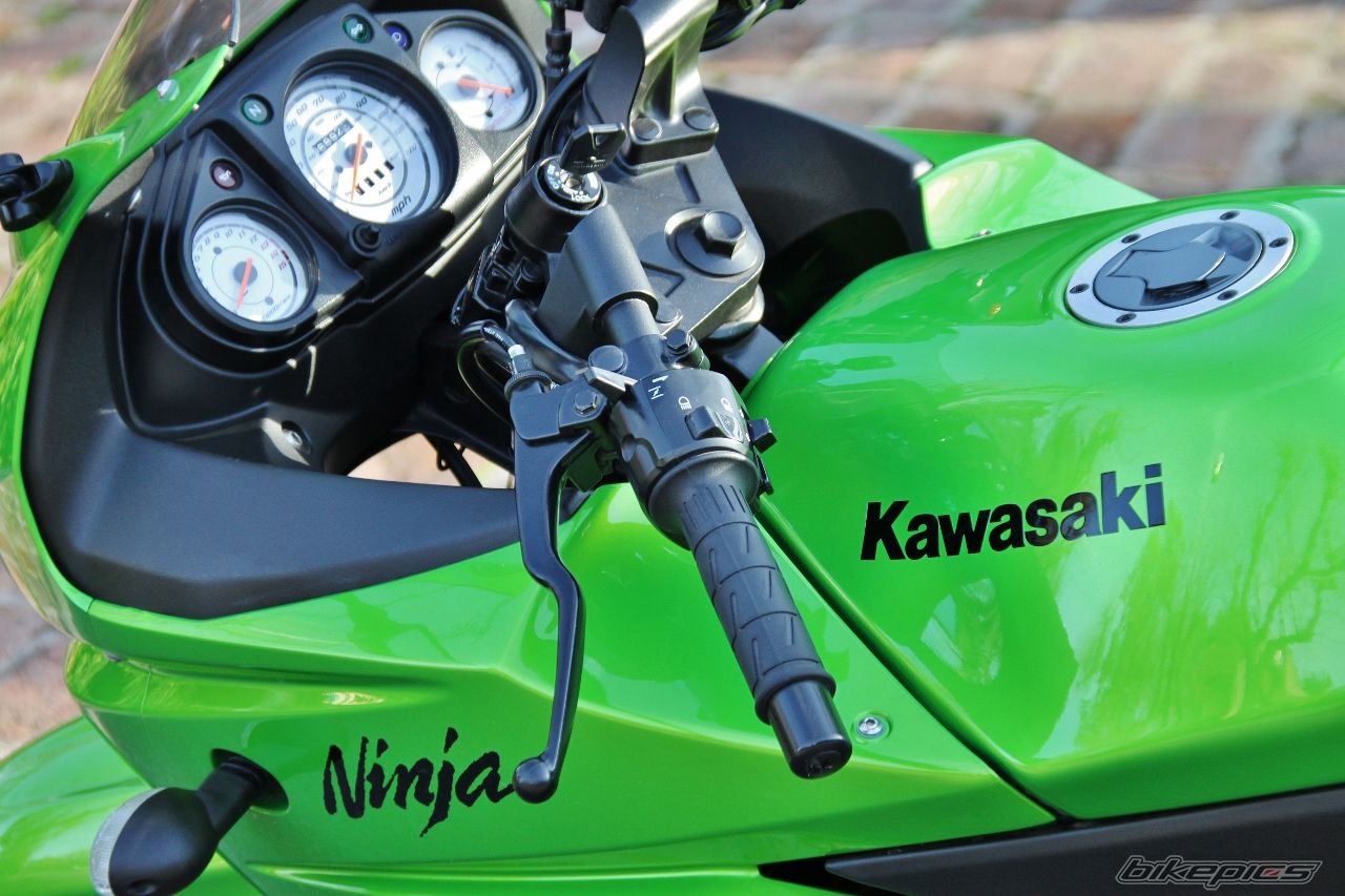 2012 KAWASAKI NINJA 250R | Picture 2752145 motorcycle photo