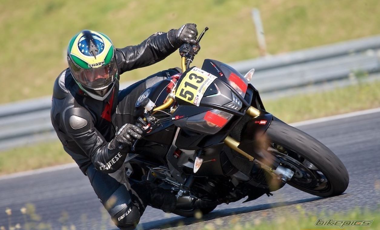 2011 APRILIA TUONO V4R APRC | Picture 2752412 motorcycle photo