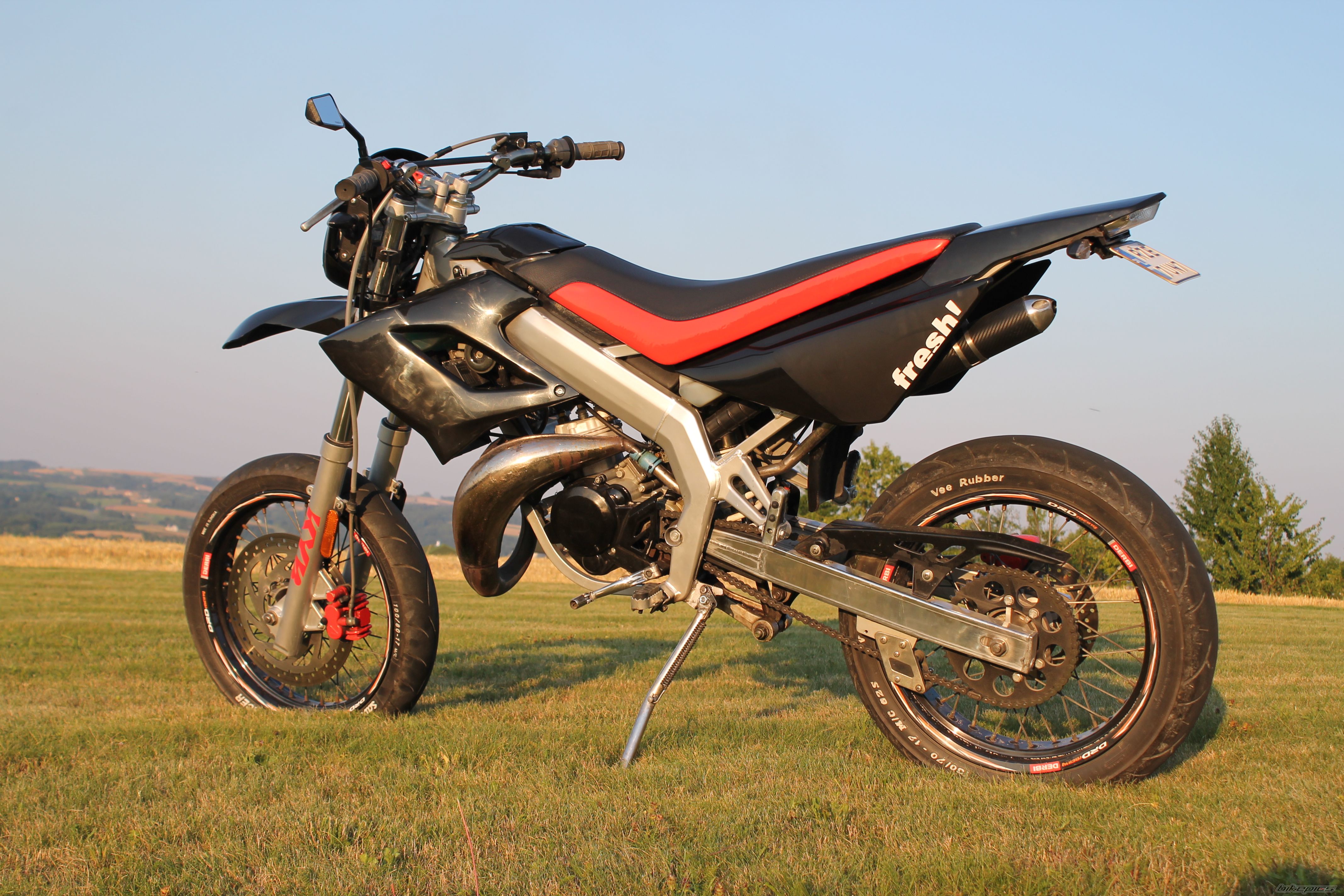 2009 DERBI SENDA DRD SM 50 | Picture 2752723 motorcycle photo