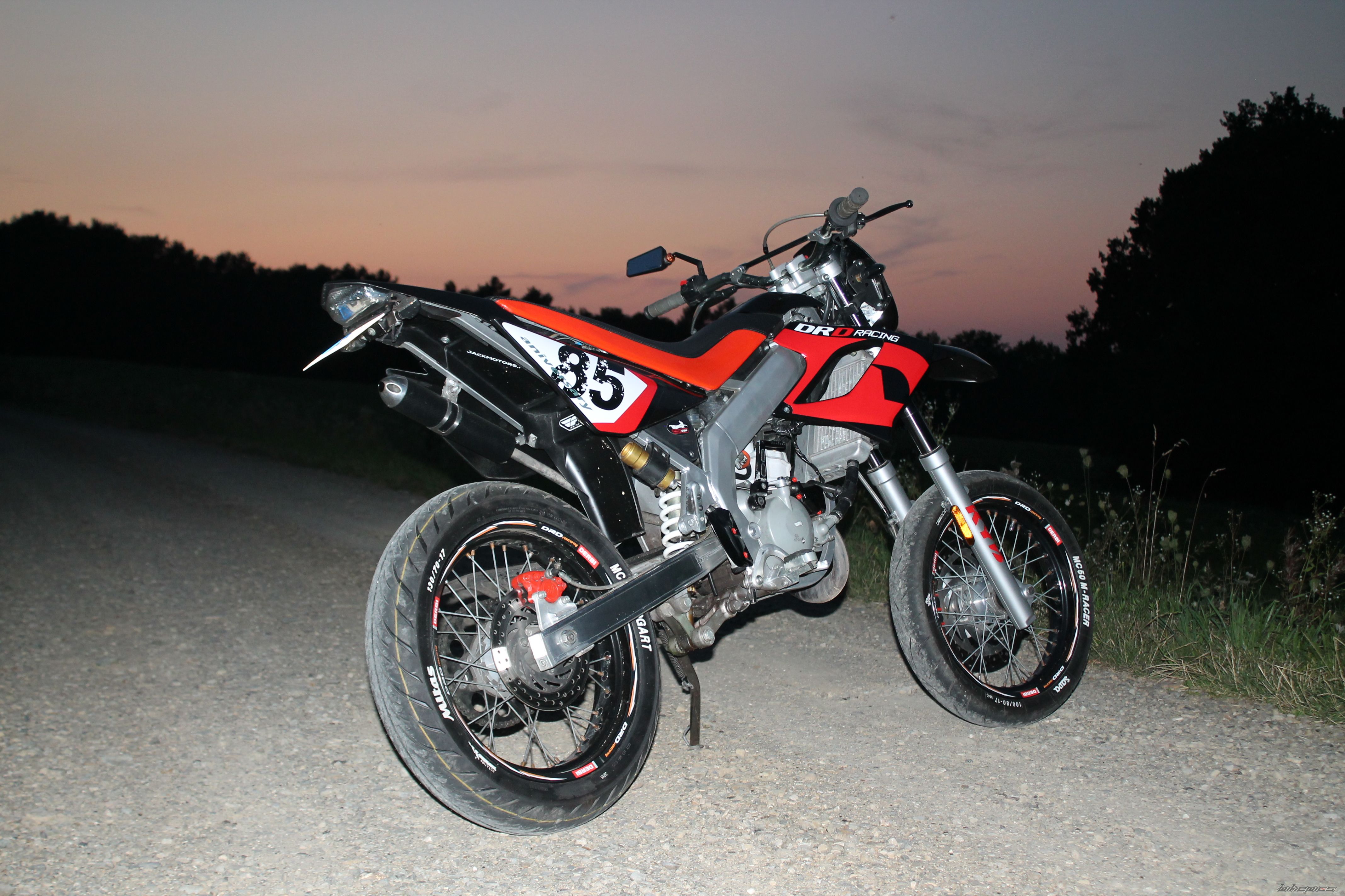 2009 DERBI SENDA DRD SM 50 | Picture 2753413 motorcycle photo