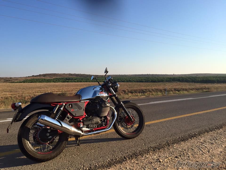 2015 MOTO GUZZI V7 RACER | Picture 2753481 motorcycle photo