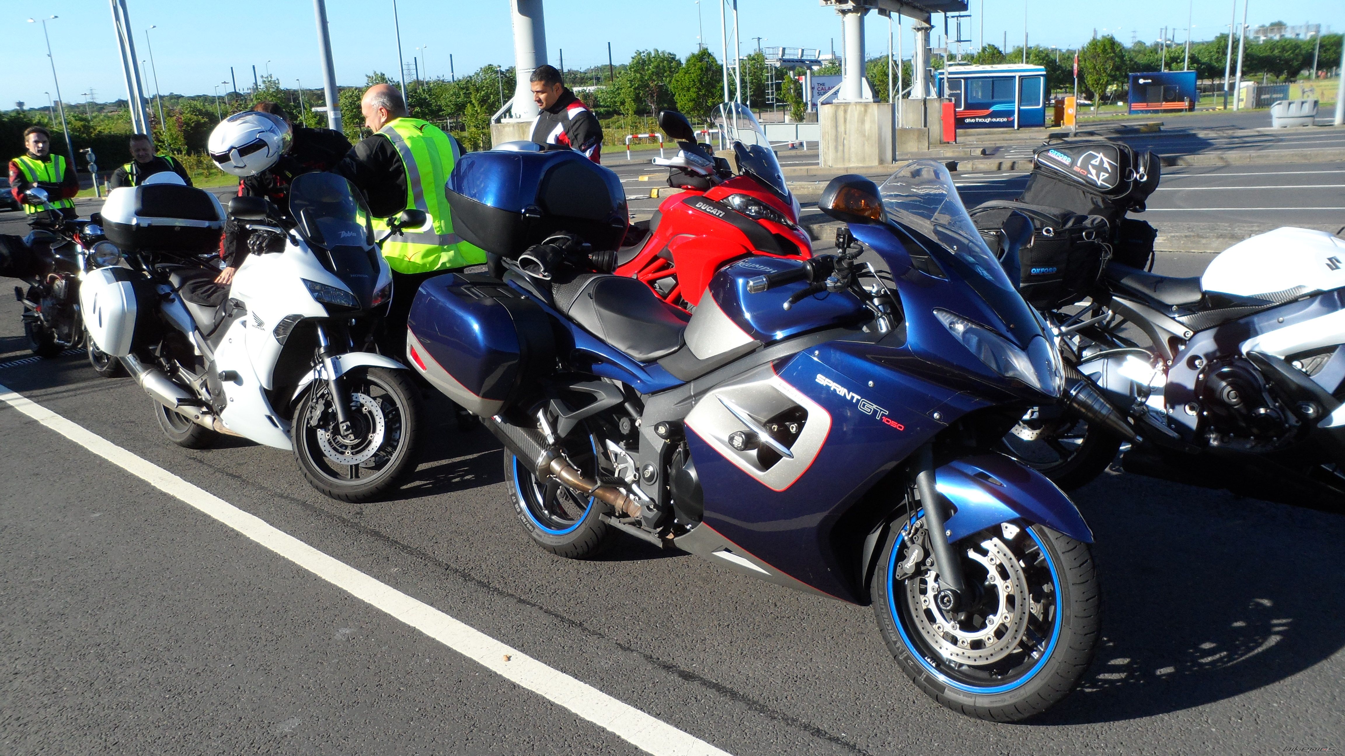 2013 TRIUMPH SPRINT GT | Picture 2753528 motorcycle photo
