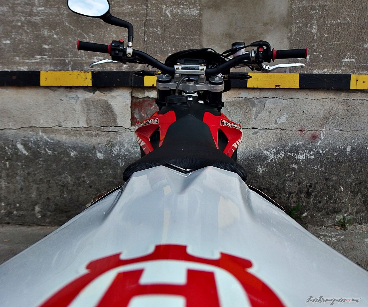 2008 HUSQVARNA SM 450 R | Picture 2755419 motorcycle photo