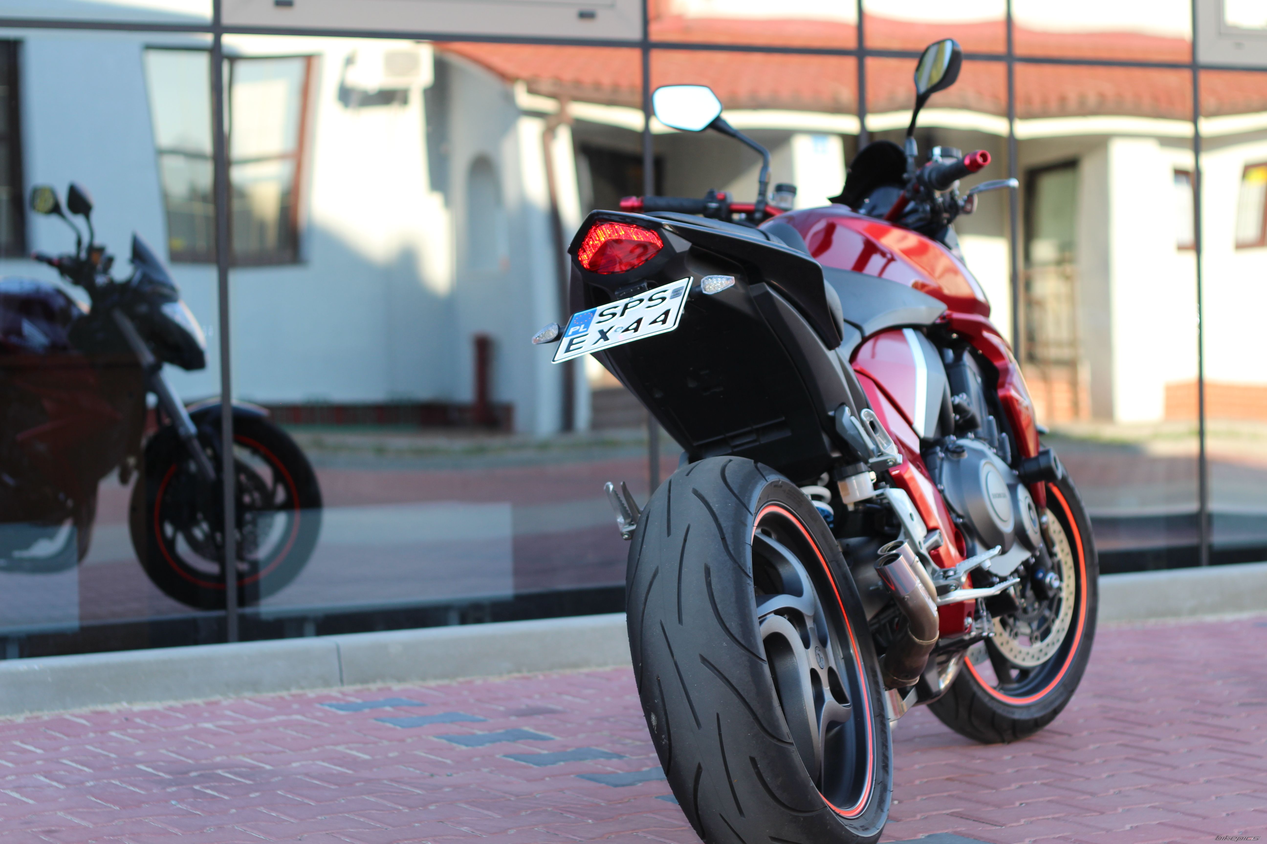 2010 HONDA CB 1000 R | Picture 2755842 motorcycle photo