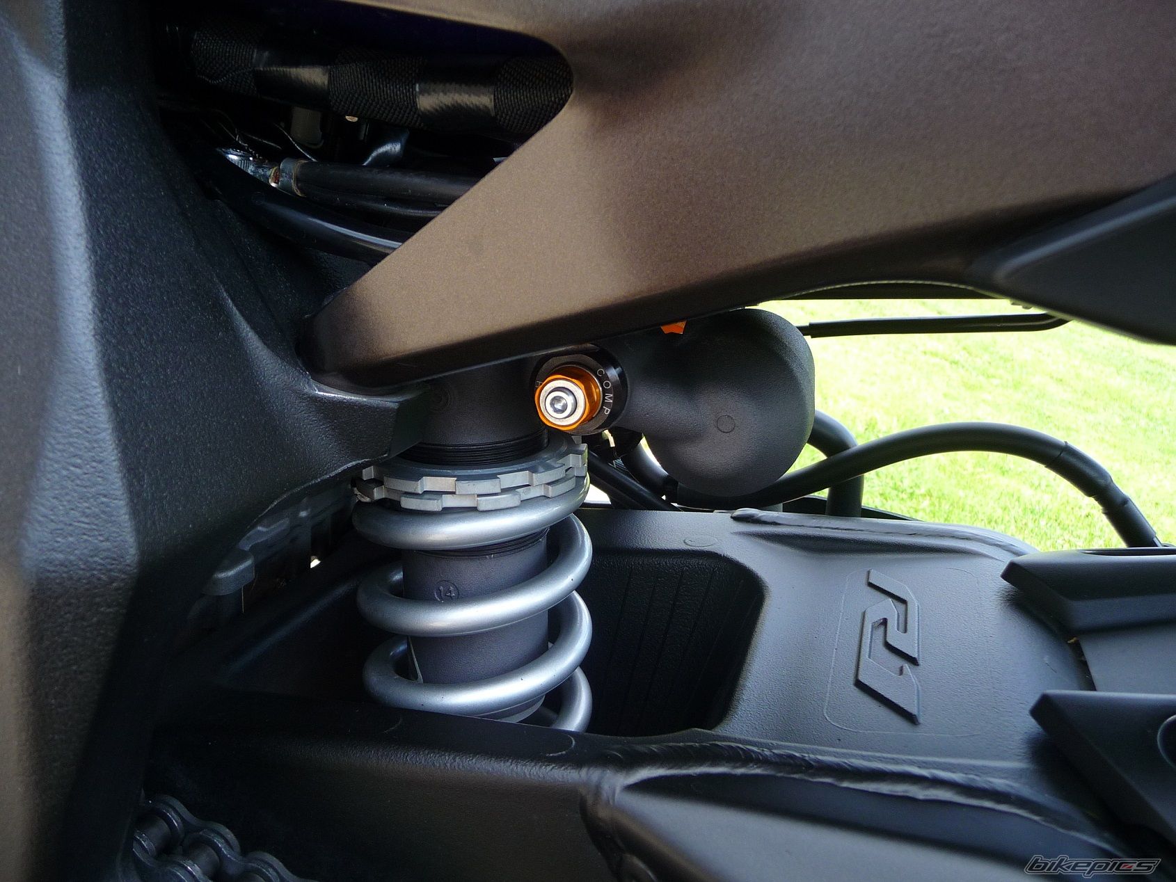 2015 YAMAHA YZF R1 | Picture 2756171 motorcycle photo