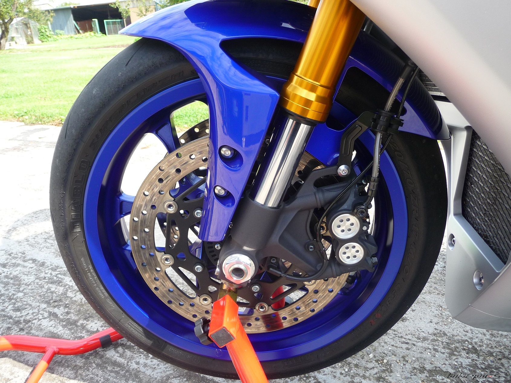 2015 YAMAHA YZF R1 | Picture 2756174 motorcycle photo