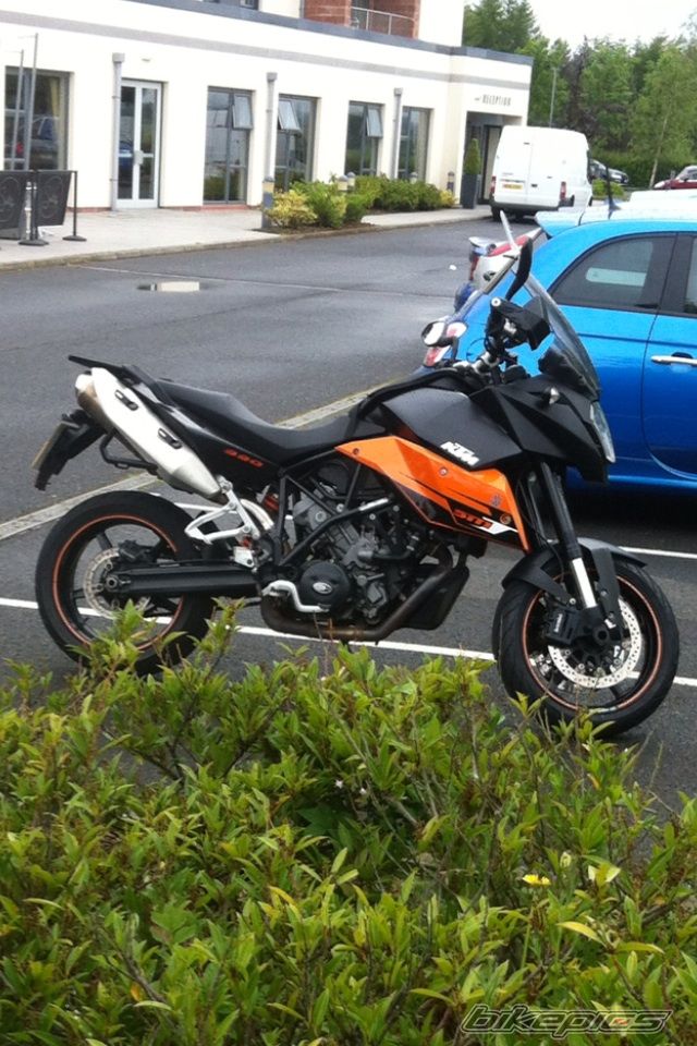 2009 KTM 990 SUPERMOTO | Picture 2756219 motorcycle photo