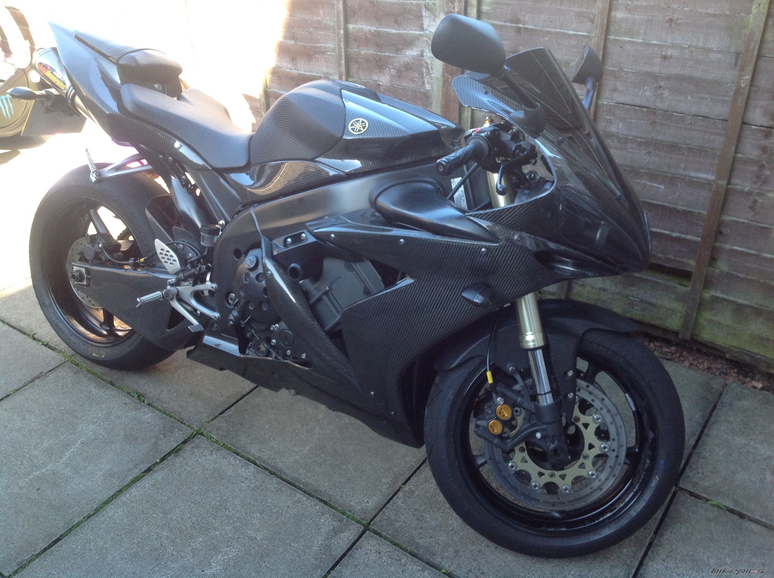 2004 YAMAHA YZF R1 | Picture 2756272 motorcycle photo