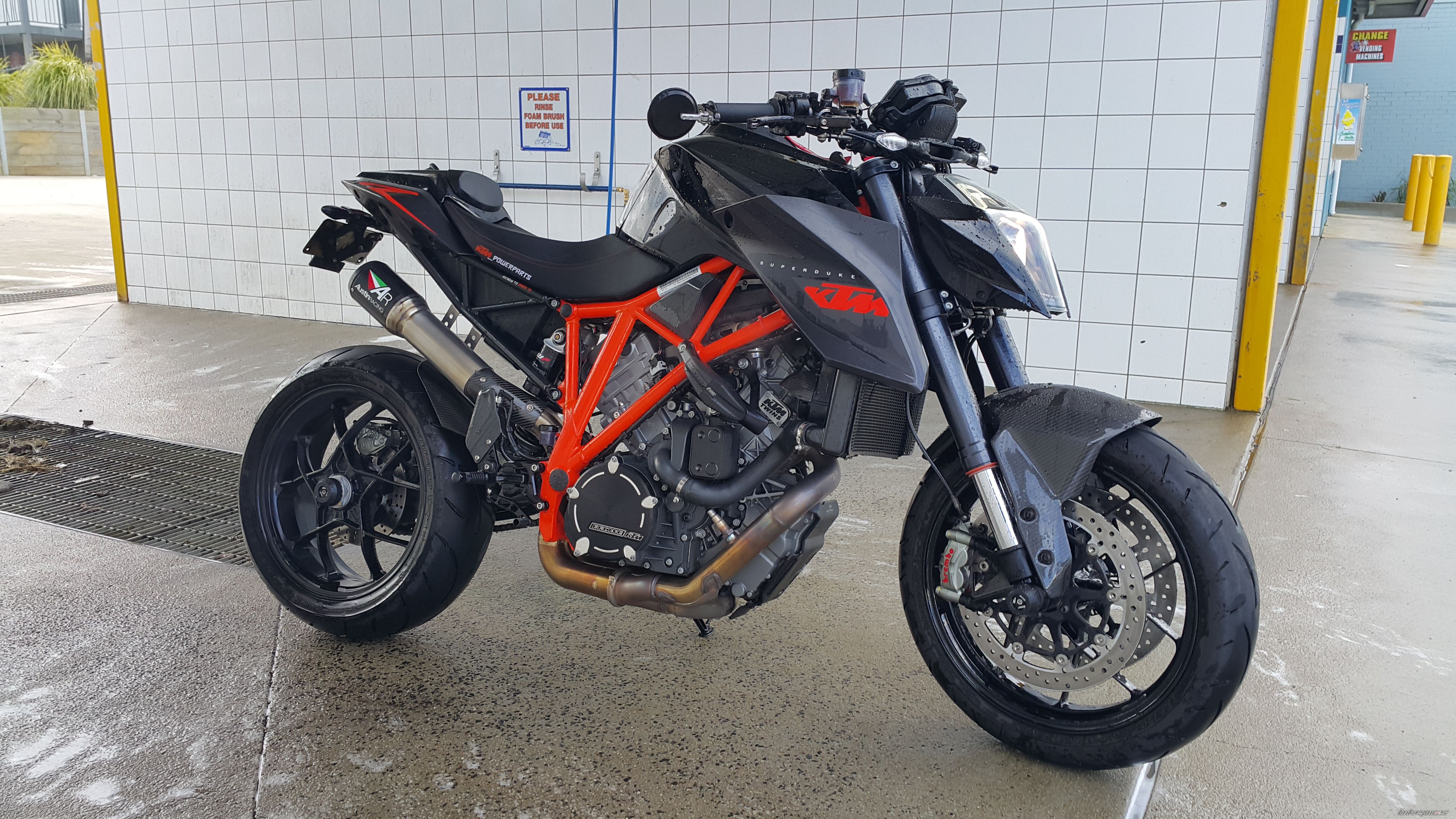 2014 KTM 1290 SUPERDUKE R | Picture 2756976 motorcycle photo