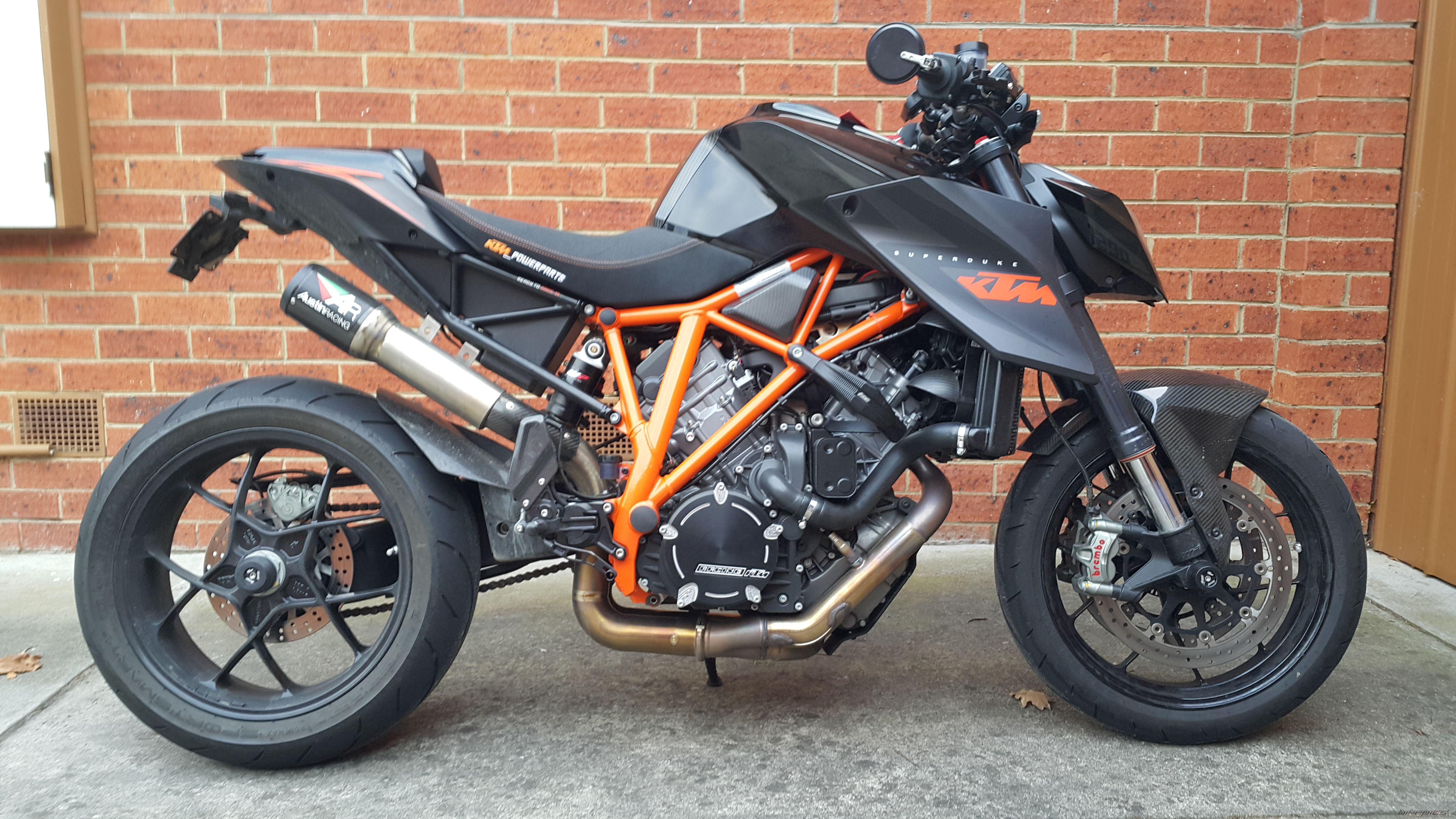 2014 KTM 1290 SUPERDUKE R | Picture 2756977 motorcycle photo