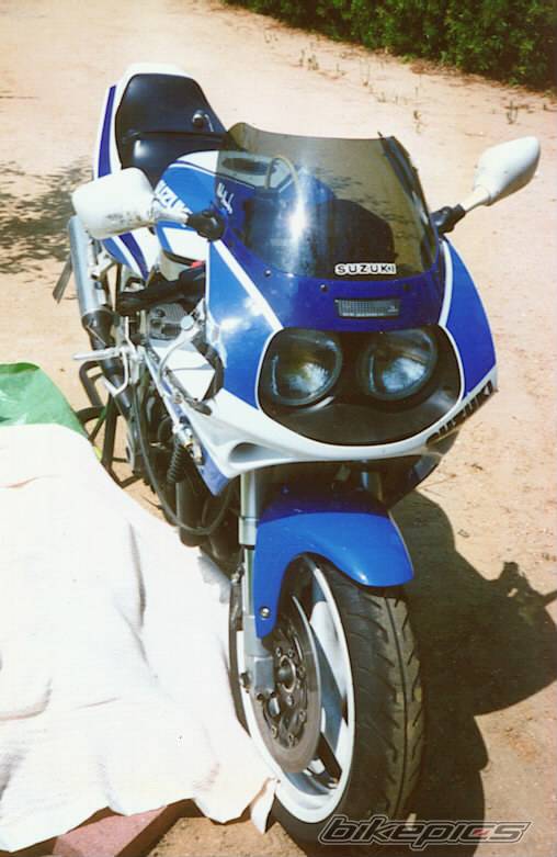 1992 SUZUKI GSX R 750 | Picture 2757 motorcycle photo