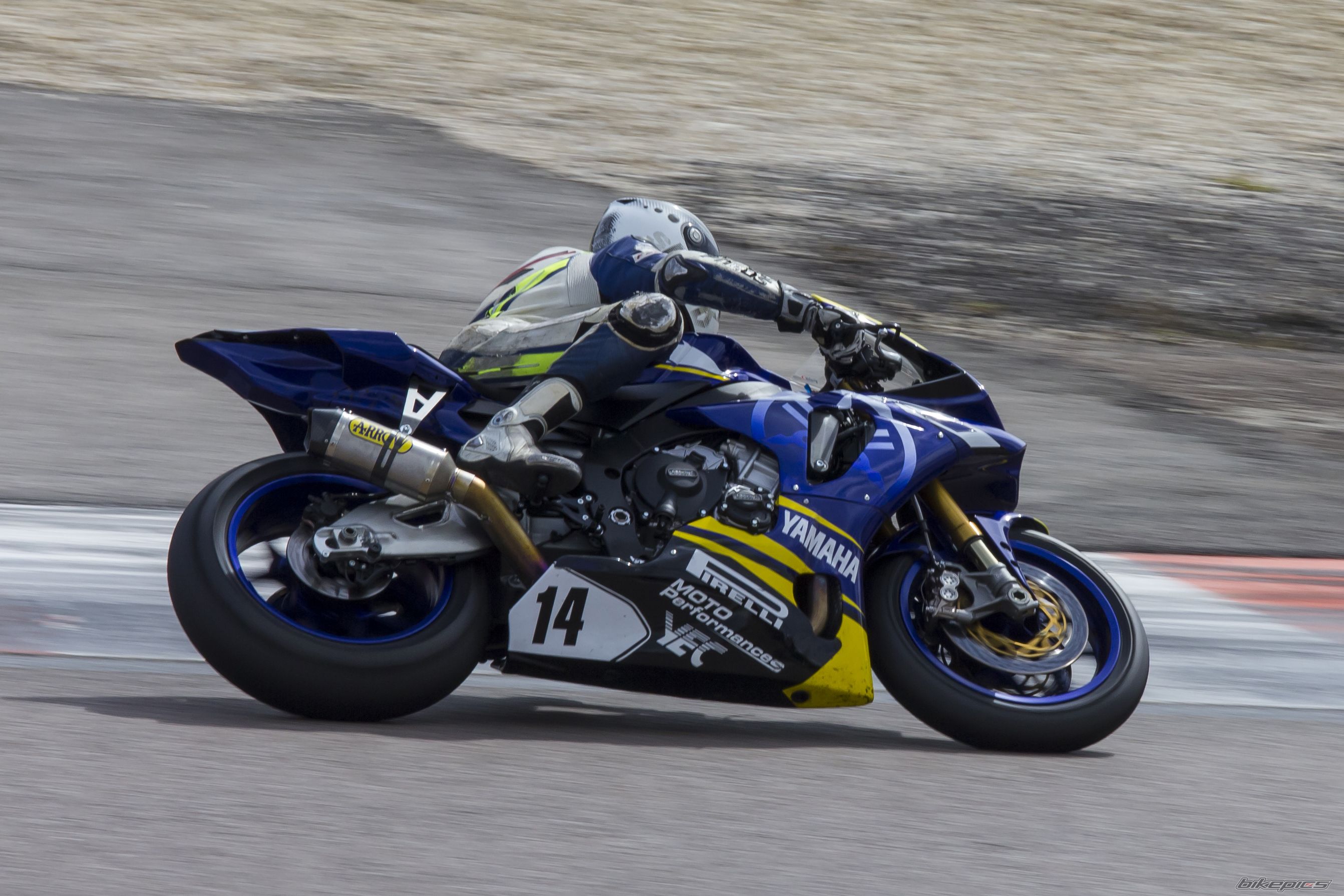 2015 YAMAHA YZF R1 | Picture 2758890 motorcycle photo