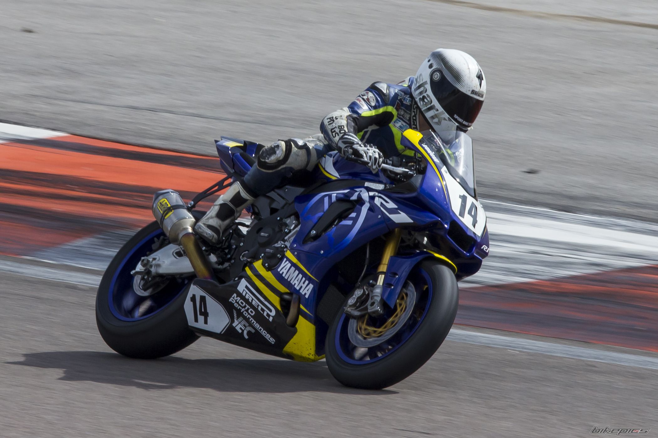 2015 YAMAHA YZF R1 | Picture 2758891 motorcycle photo