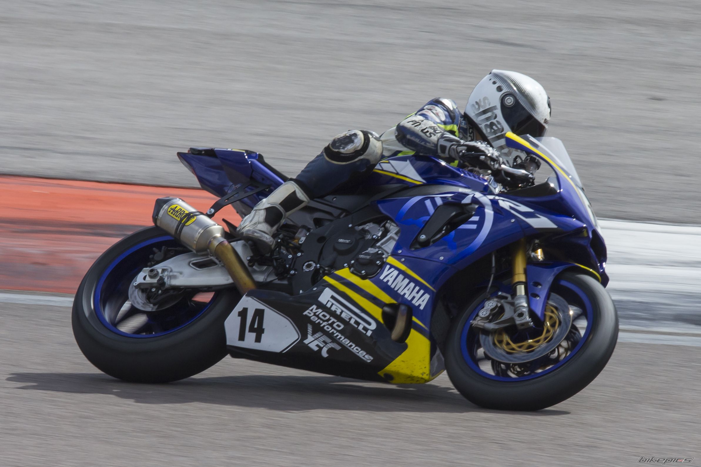 2015 YAMAHA YZF R1 | Picture 2758892 motorcycle photo