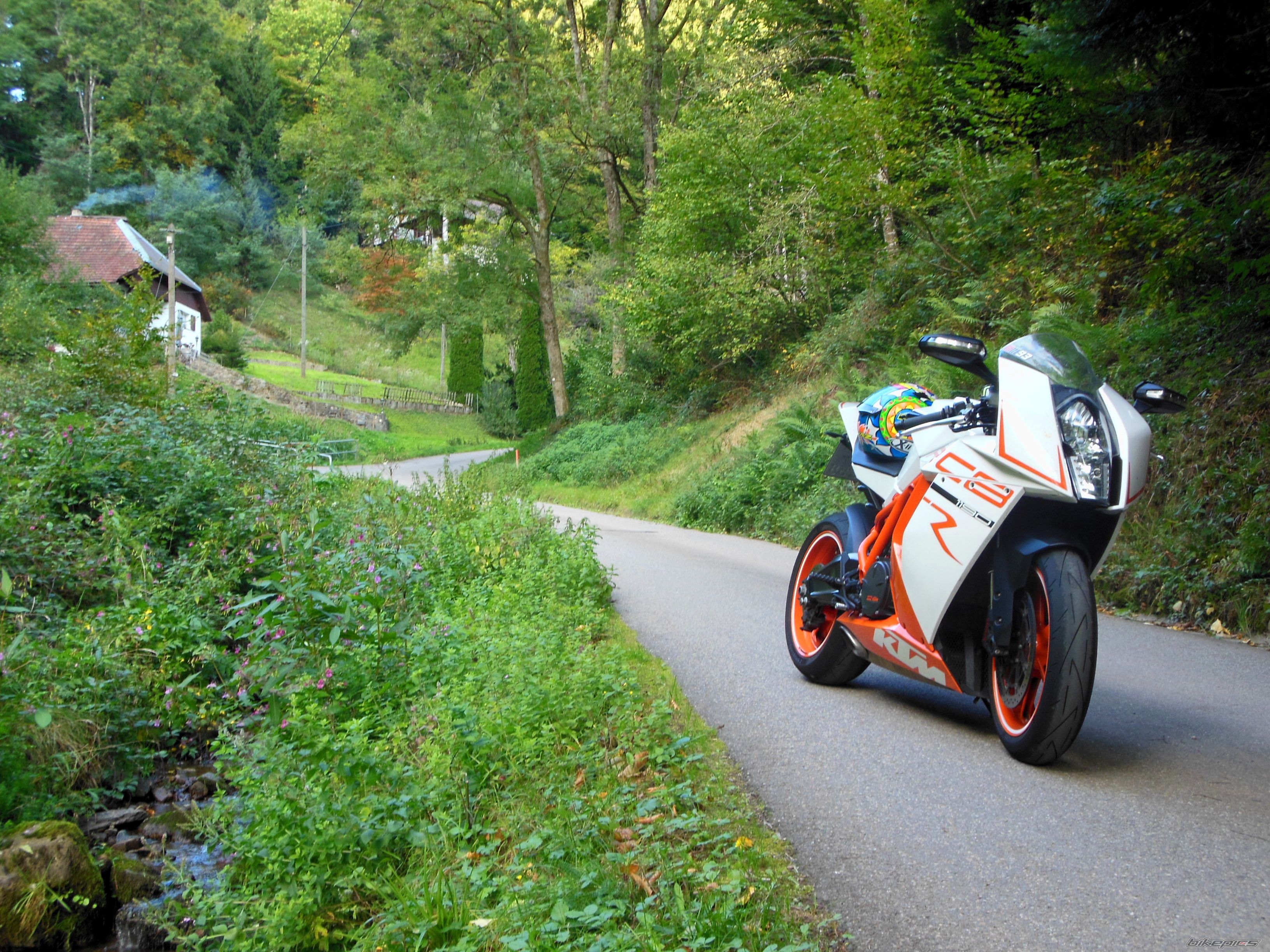 2011 KTM RC8 R | Picture 2758946 motorcycle photo