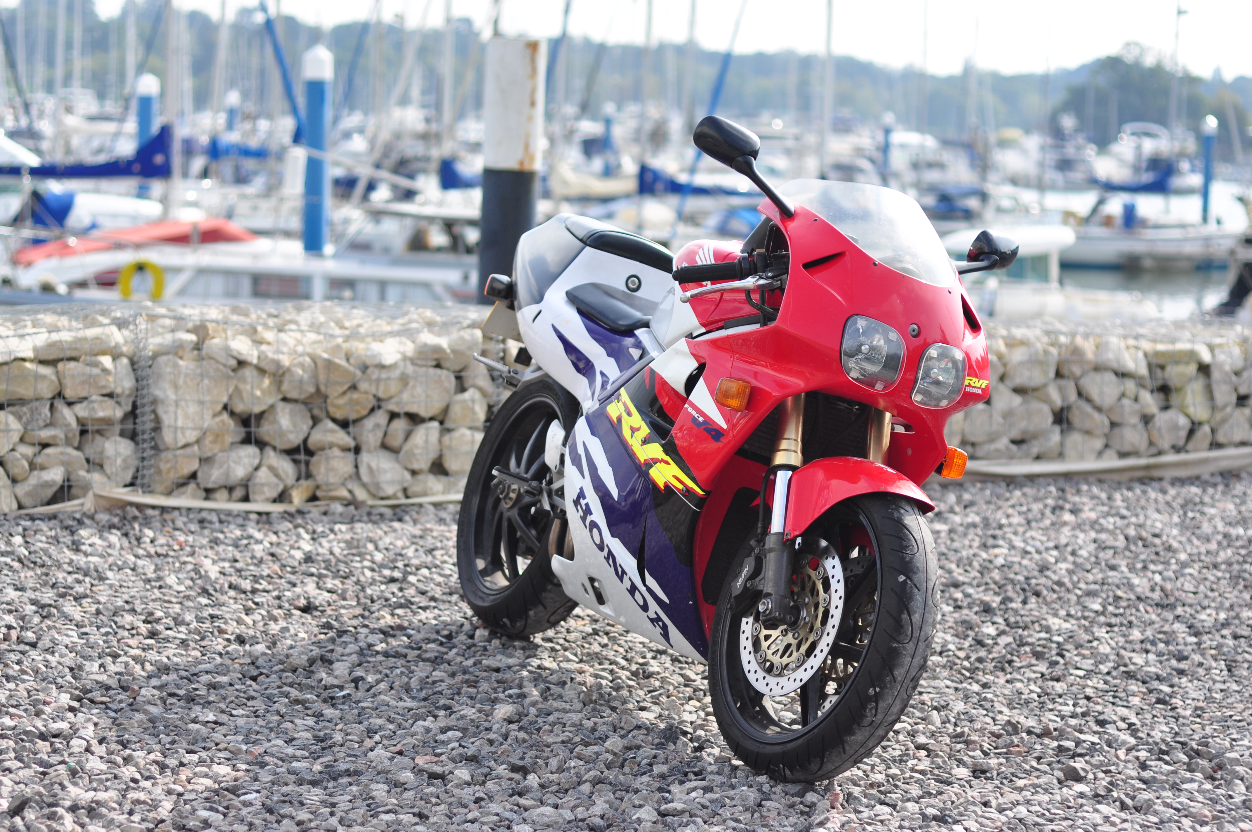 1998 HONDA RVF 400 | Picture 2760024 motorcycle photo